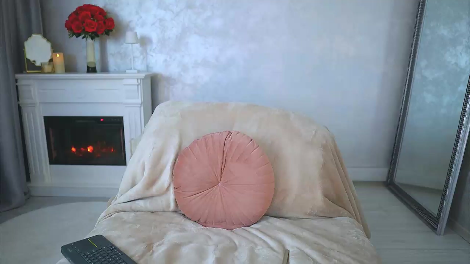 Gallery image thumbnail from Anna_Brown's myfreecams stream on, 08/15/2026, 16:08 image 19 of 20