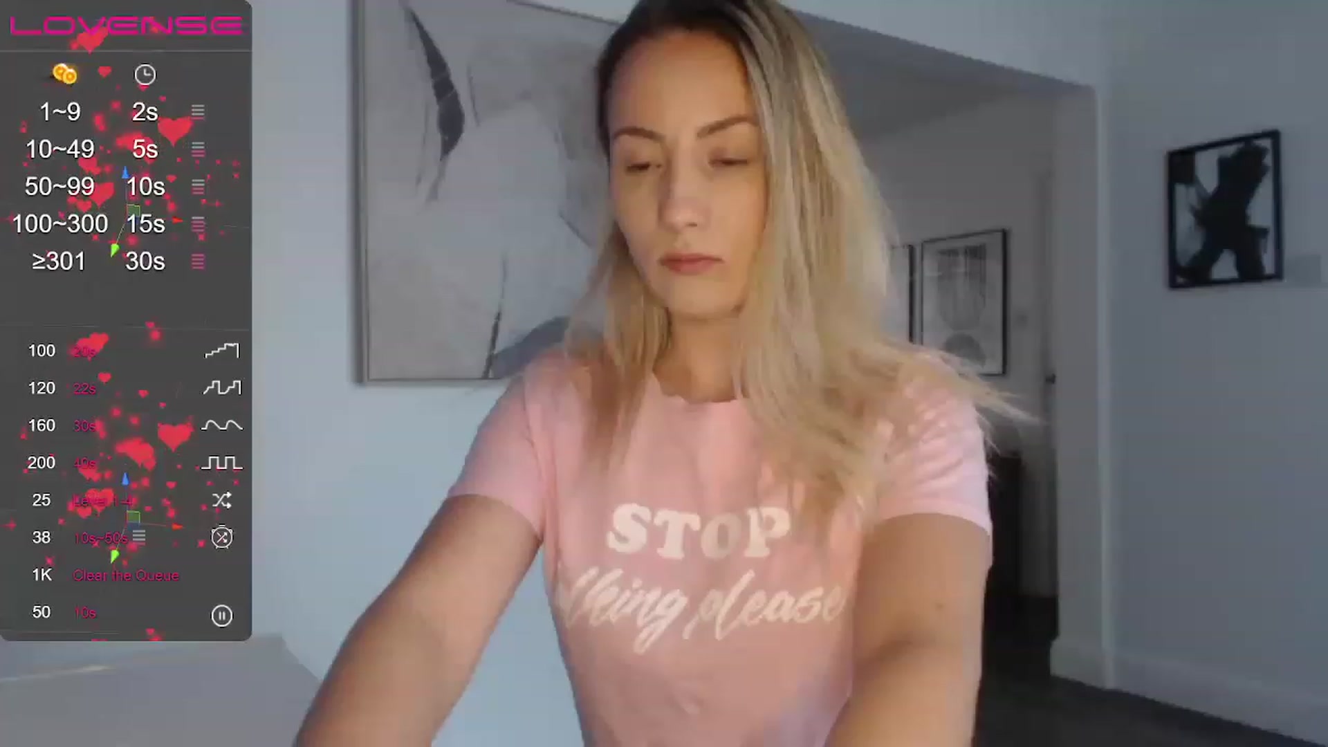 Gallery image thumbnail from Anna_E's myfreecams stream on, 11/18/2022, 14:00 image 1 of 20