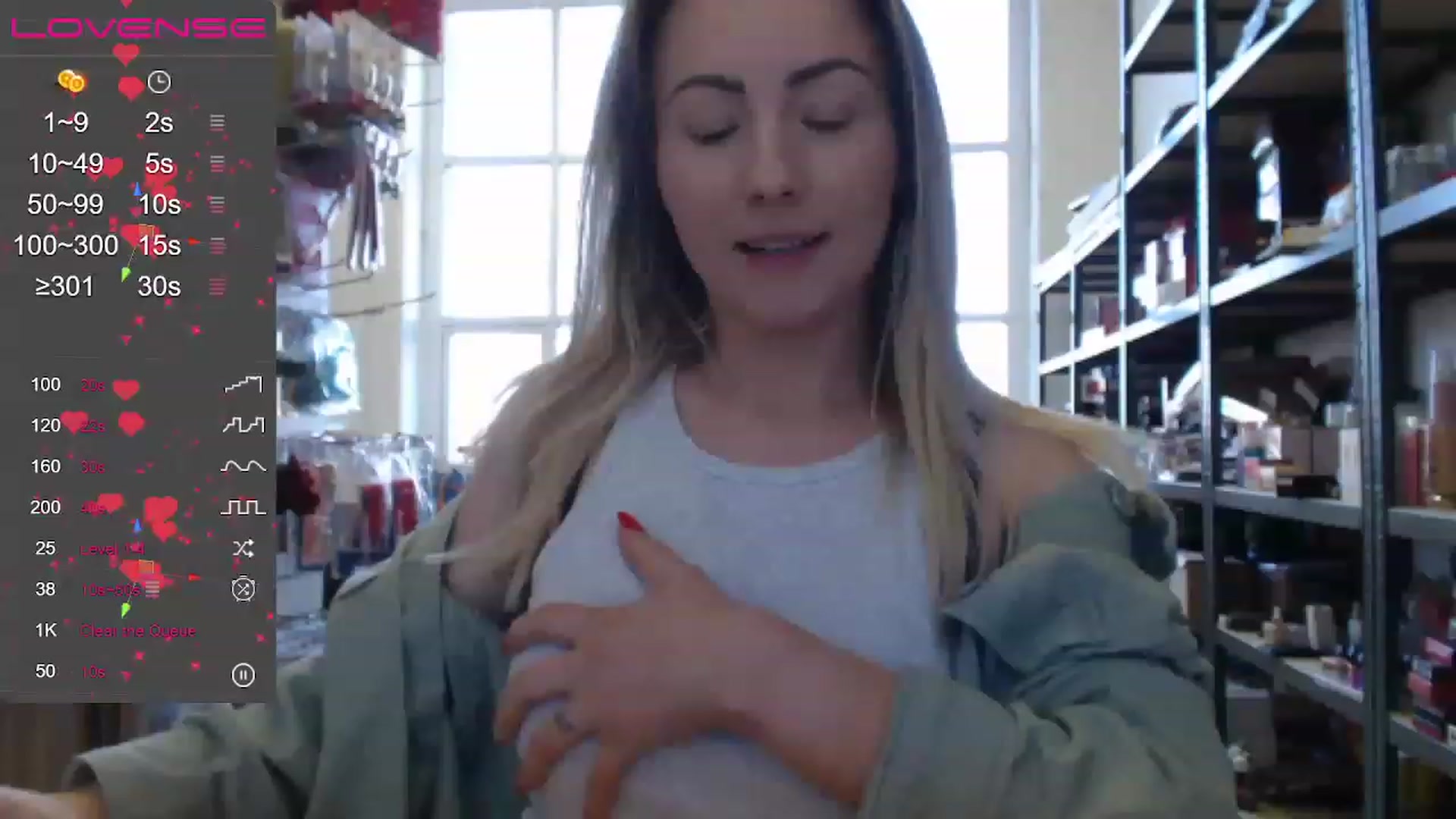 Gallery image thumbnail from Anna_E's myfreecams stream on, 11/23/2022, 14:11 image 5 of 20