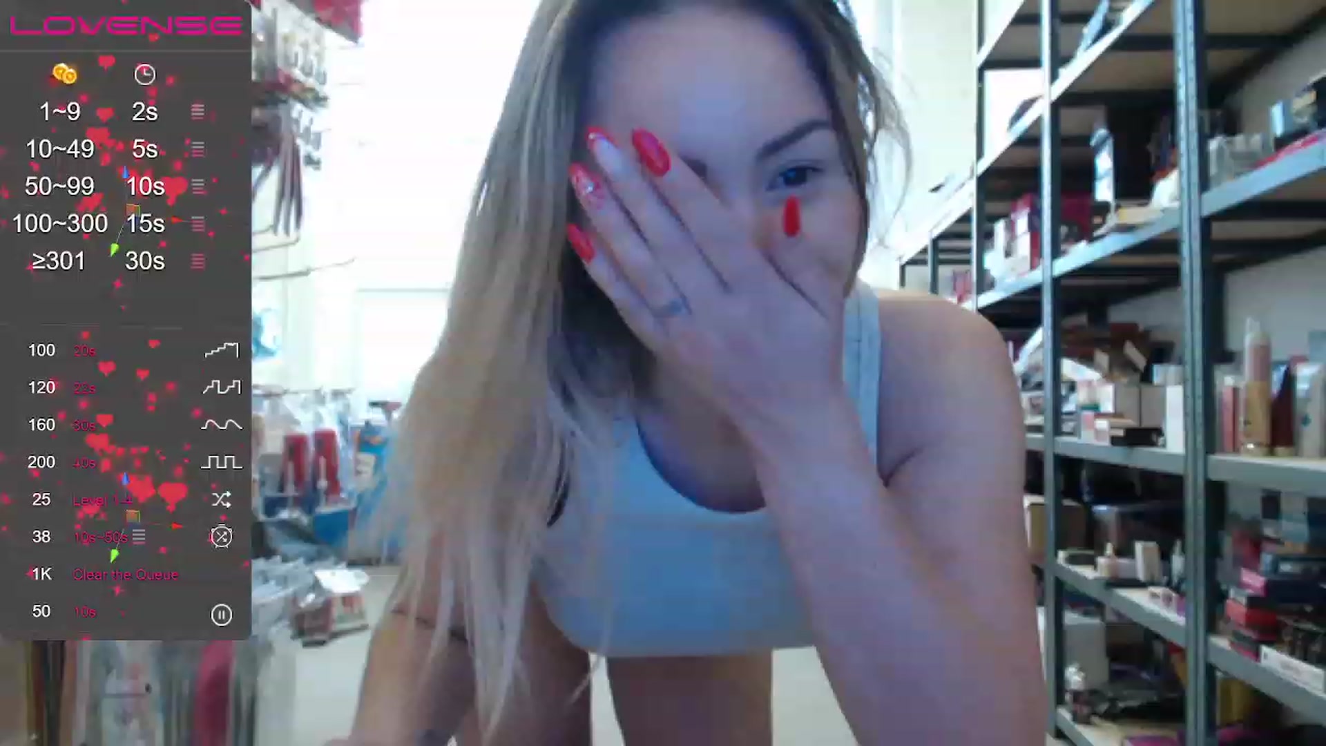 Gallery image thumbnail from Anna_E's myfreecams stream on, 11/23/2022, 14:11 image 17 of 20