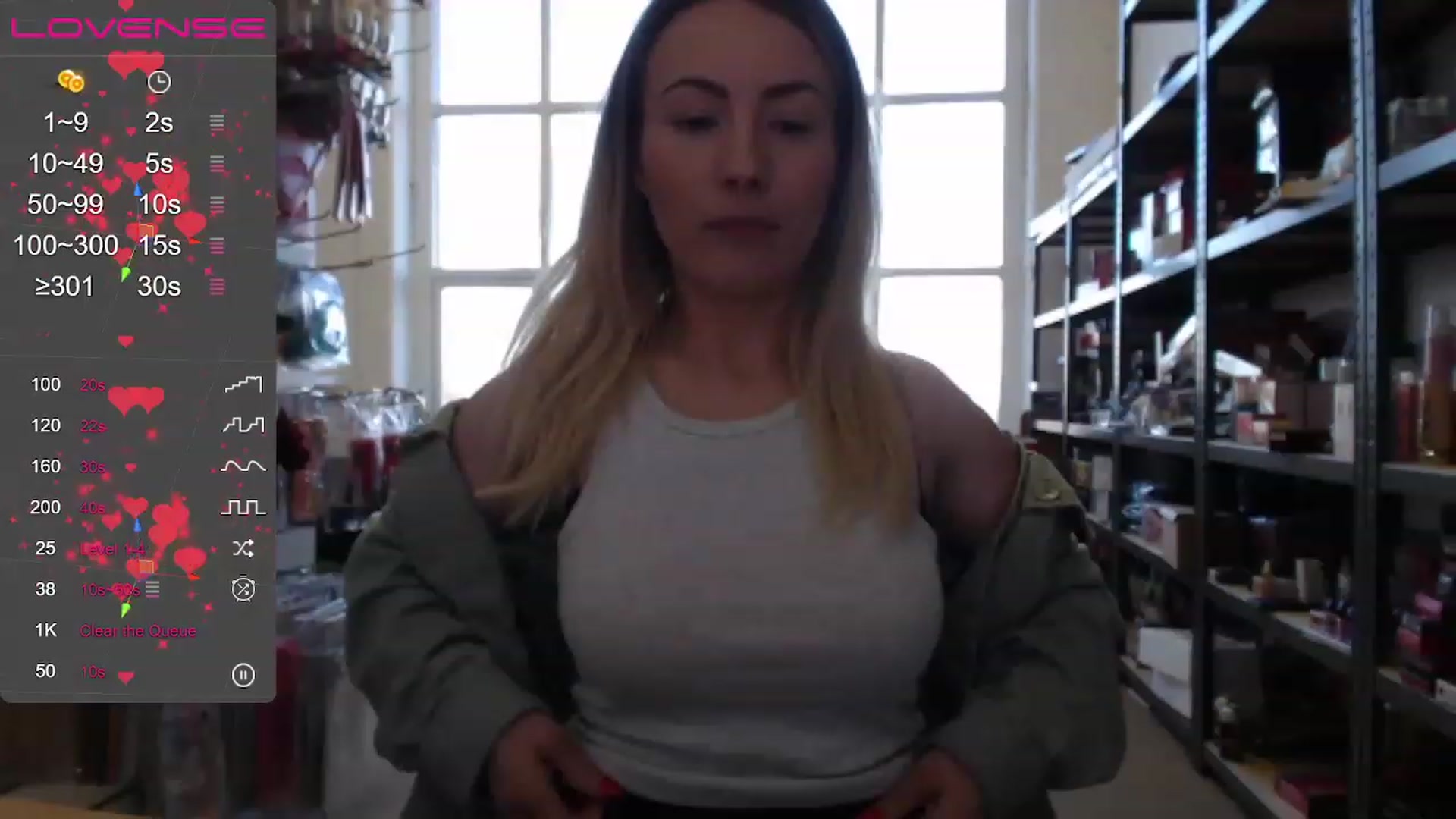 Gallery image thumbnail from Anna_E's myfreecams stream on, 11/23/2022, 14:11 image 1 of 20