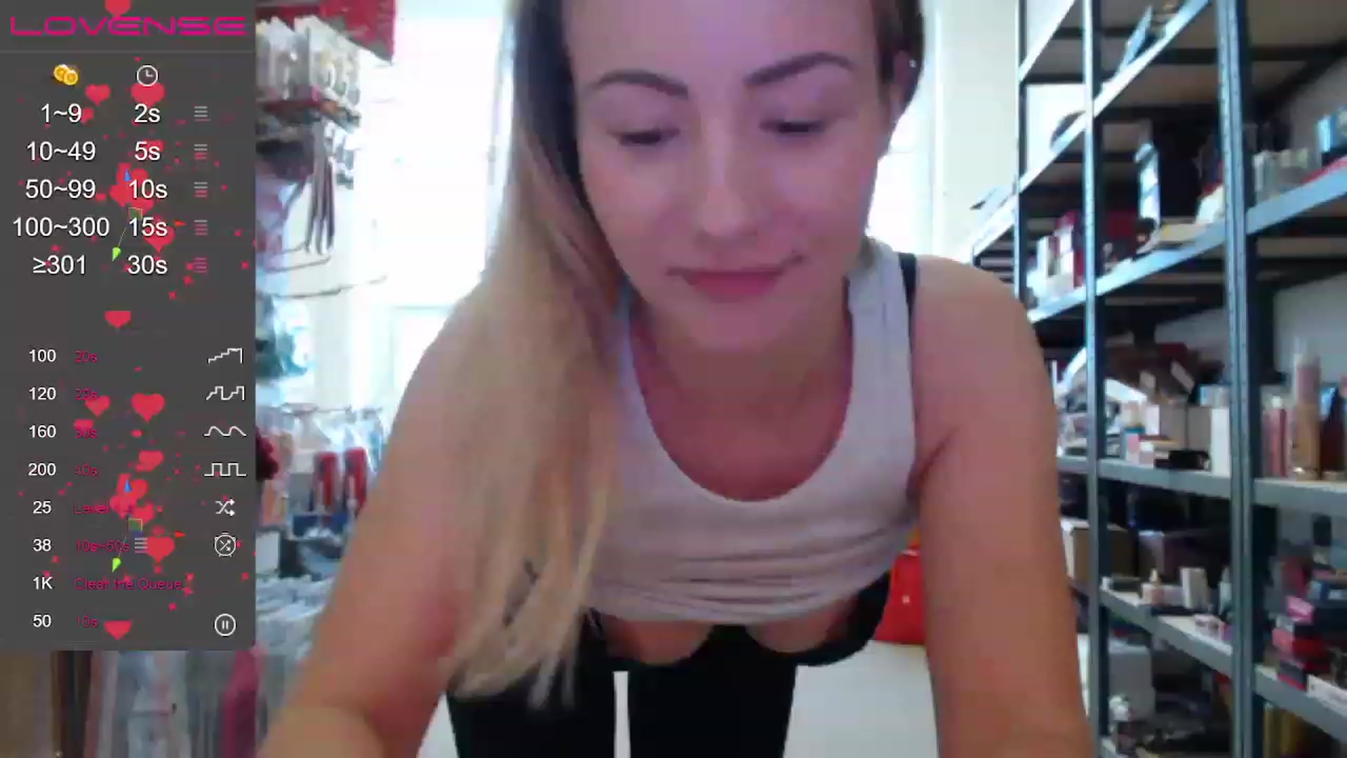 Gallery image thumbnail from Anna_E's myfreecams stream on, 11/23/2022, 14:11 image 11 of 20