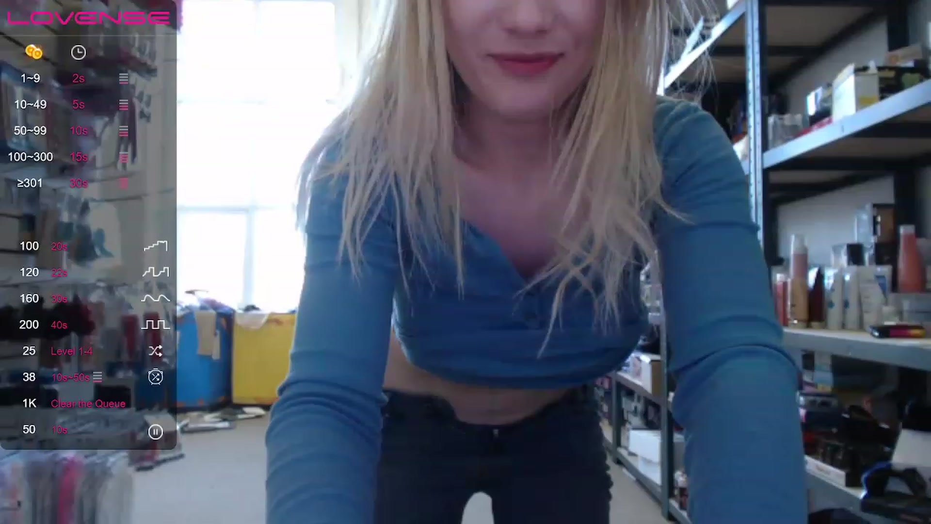 Gallery image thumbnail from Anna_E's myfreecams stream on, 11/25/2022, 12:09 image 13 of 20