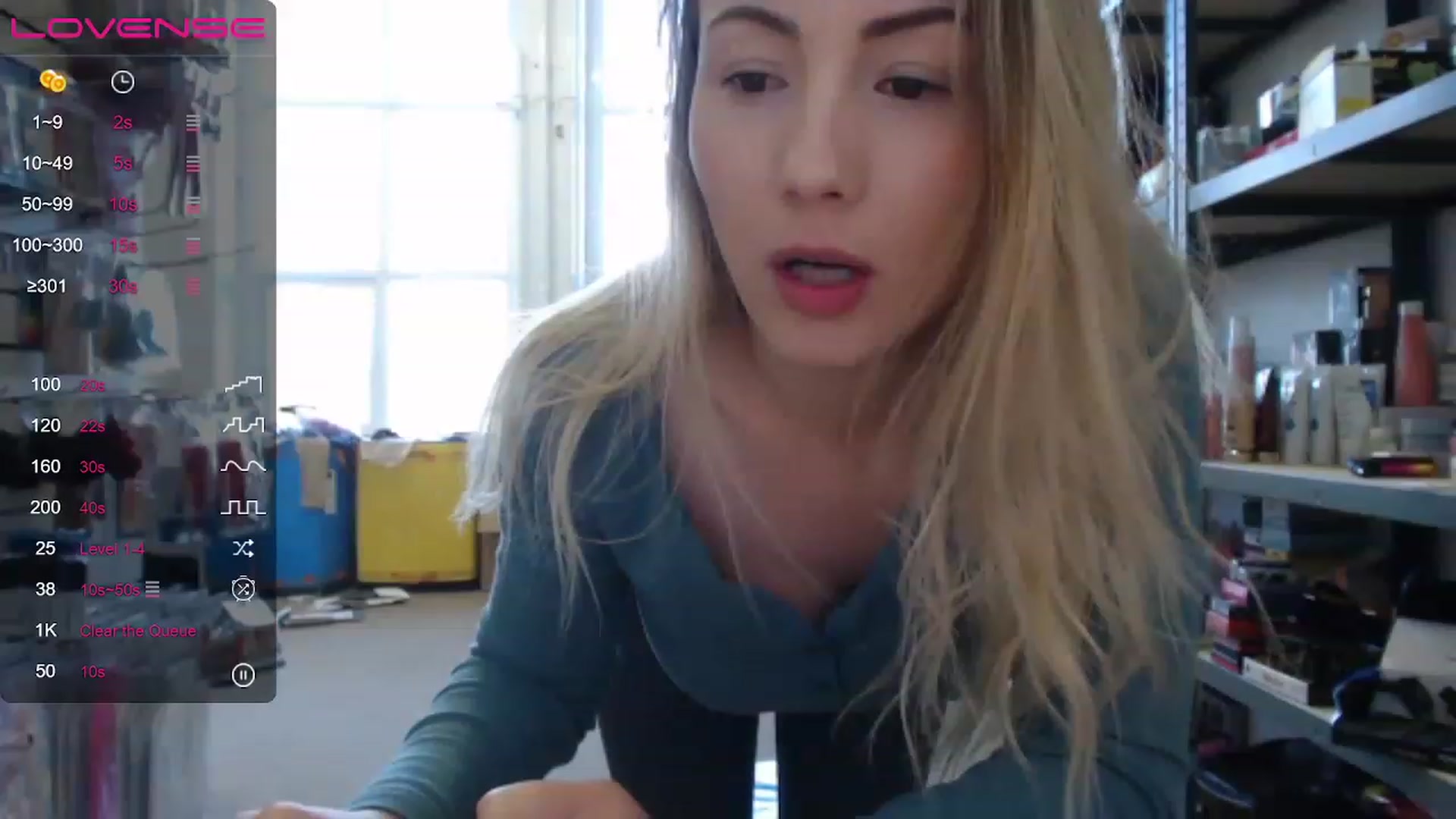 Gallery image thumbnail from Anna_E's myfreecams stream on, 11/25/2022, 12:09 image 5 of 20
