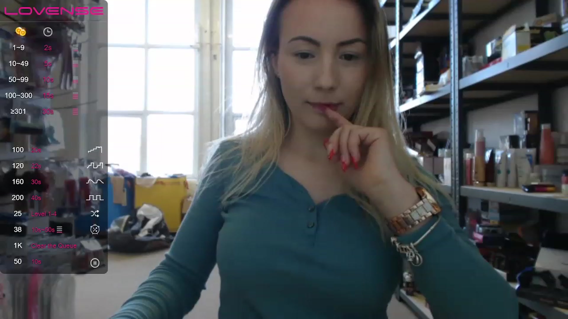 Gallery image thumbnail from Anna_E's myfreecams stream on, 11/25/2022, 12:09 image 19 of 20
