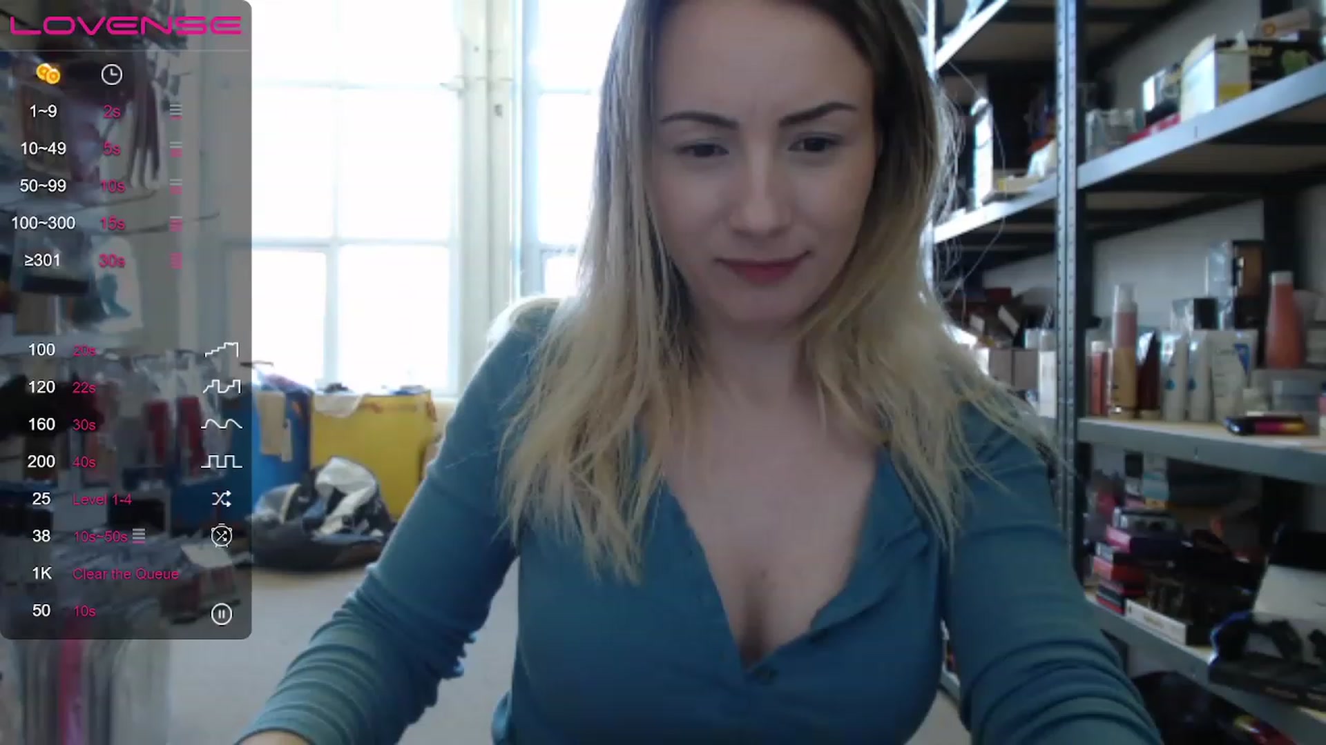 Gallery image thumbnail from Anna_E's myfreecams stream on, 11/25/2022, 14:09 image 6 of 20