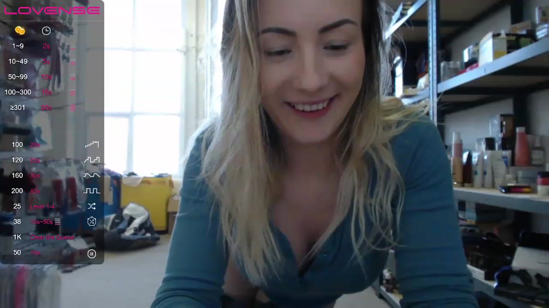 Gallery image thumbnail from Anna_E's myfreecams stream on, 11/25/2022, 14:09 image 3 of 20