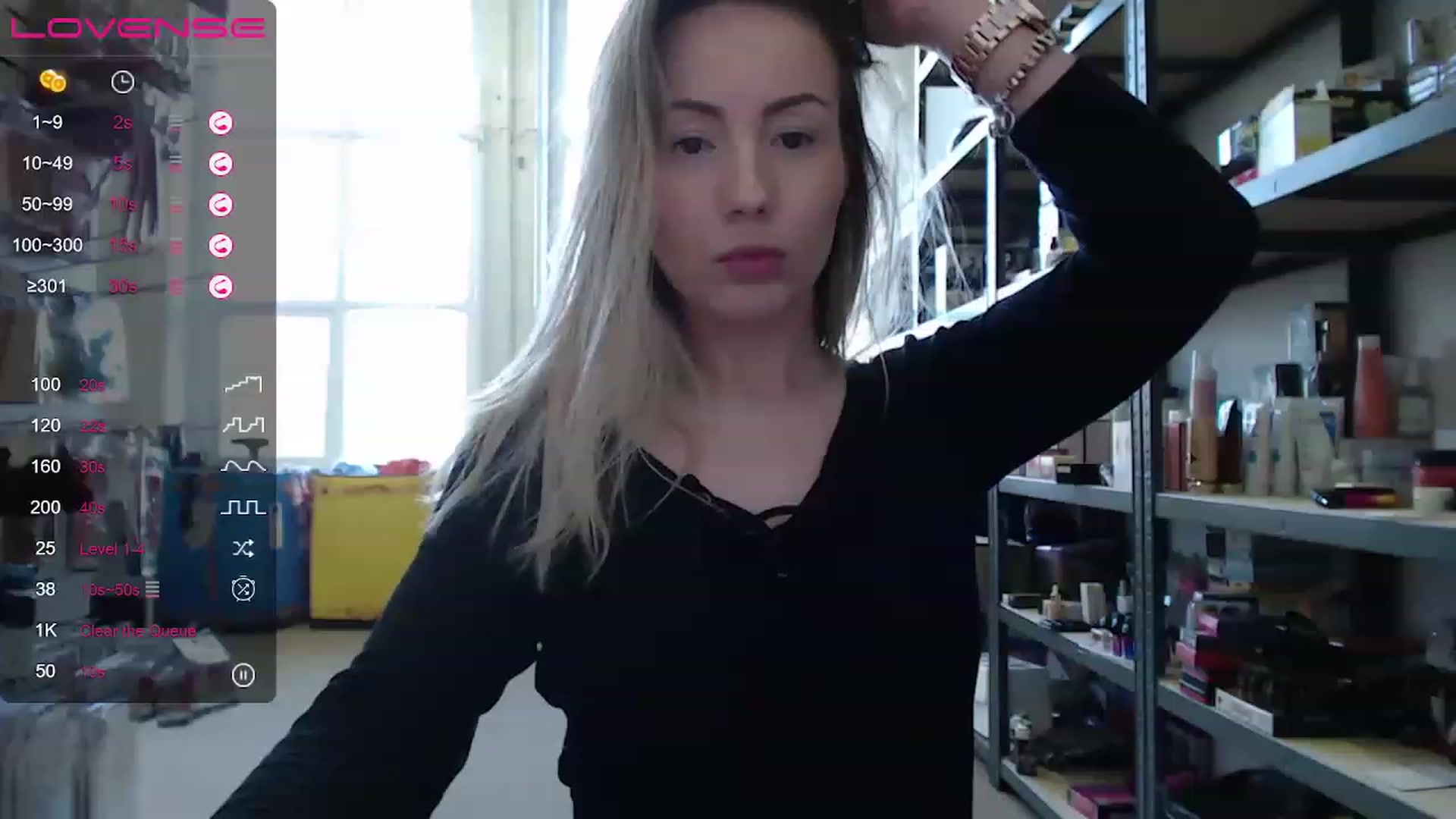 Gallery image thumbnail from Anna_E's myfreecams stream on, 11/28/2022, 13:38 image 1 of 20