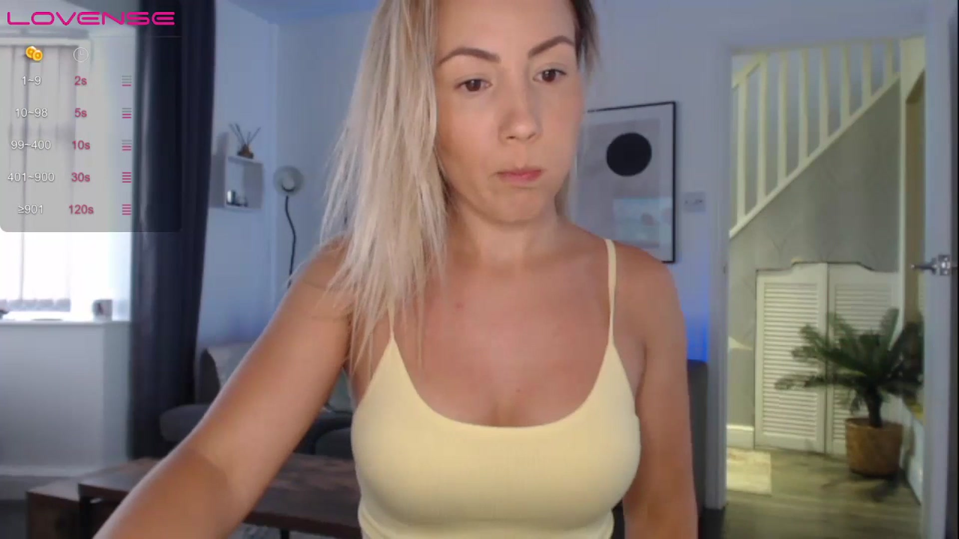 Gallery image thumbnail from Anna_E's myfreecams stream on, 07/13/2023, 09:25 image 9 of 20