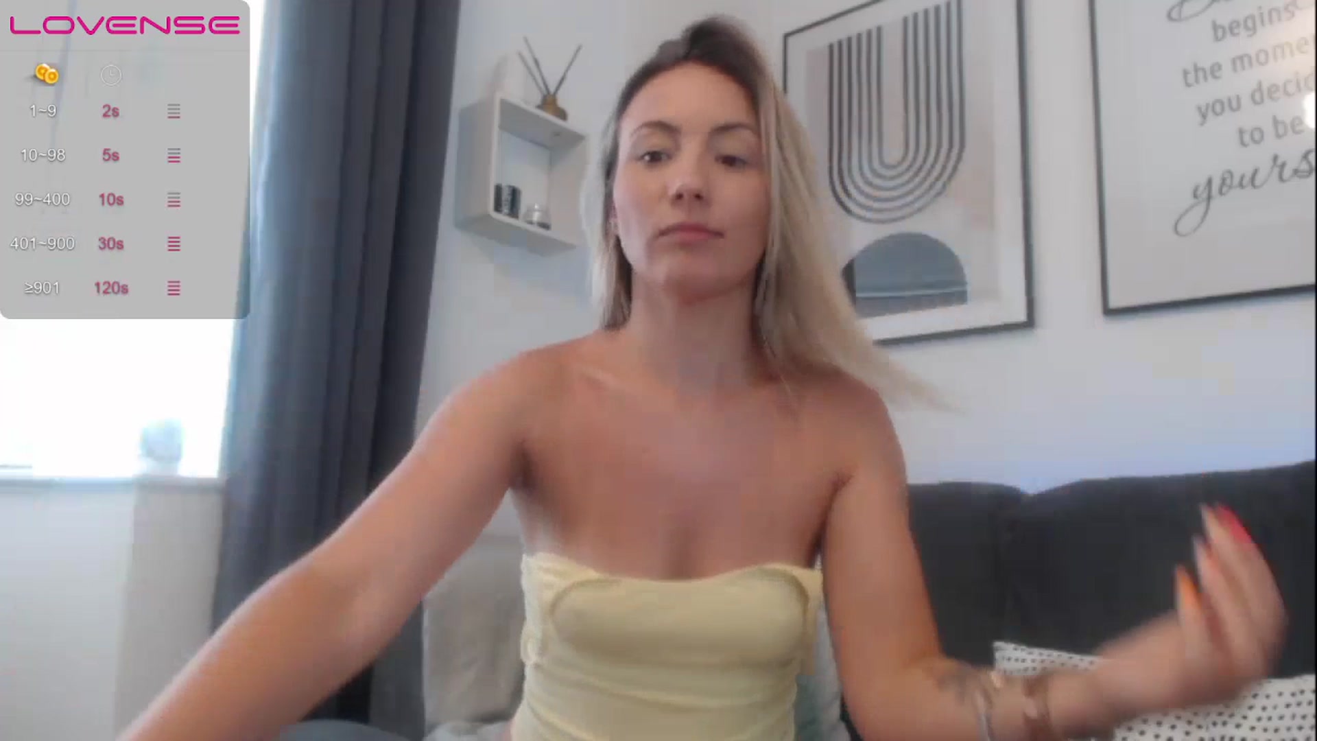 Gallery image thumbnail from Anna_E's myfreecams stream on, 07/13/2023, 11:46 image 15 of 20