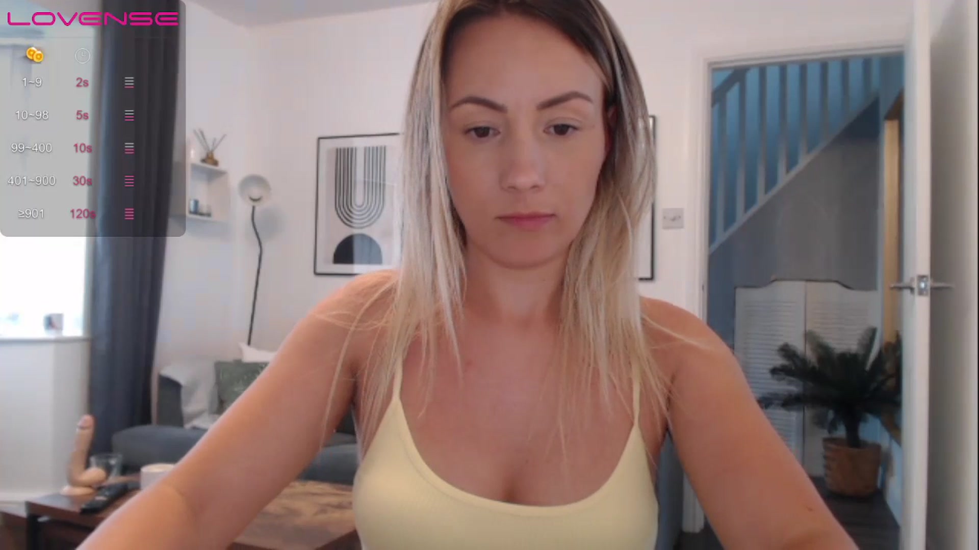 Gallery image thumbnail from Anna_E's myfreecams stream on, 07/13/2023, 12:35 image 4 of 20
