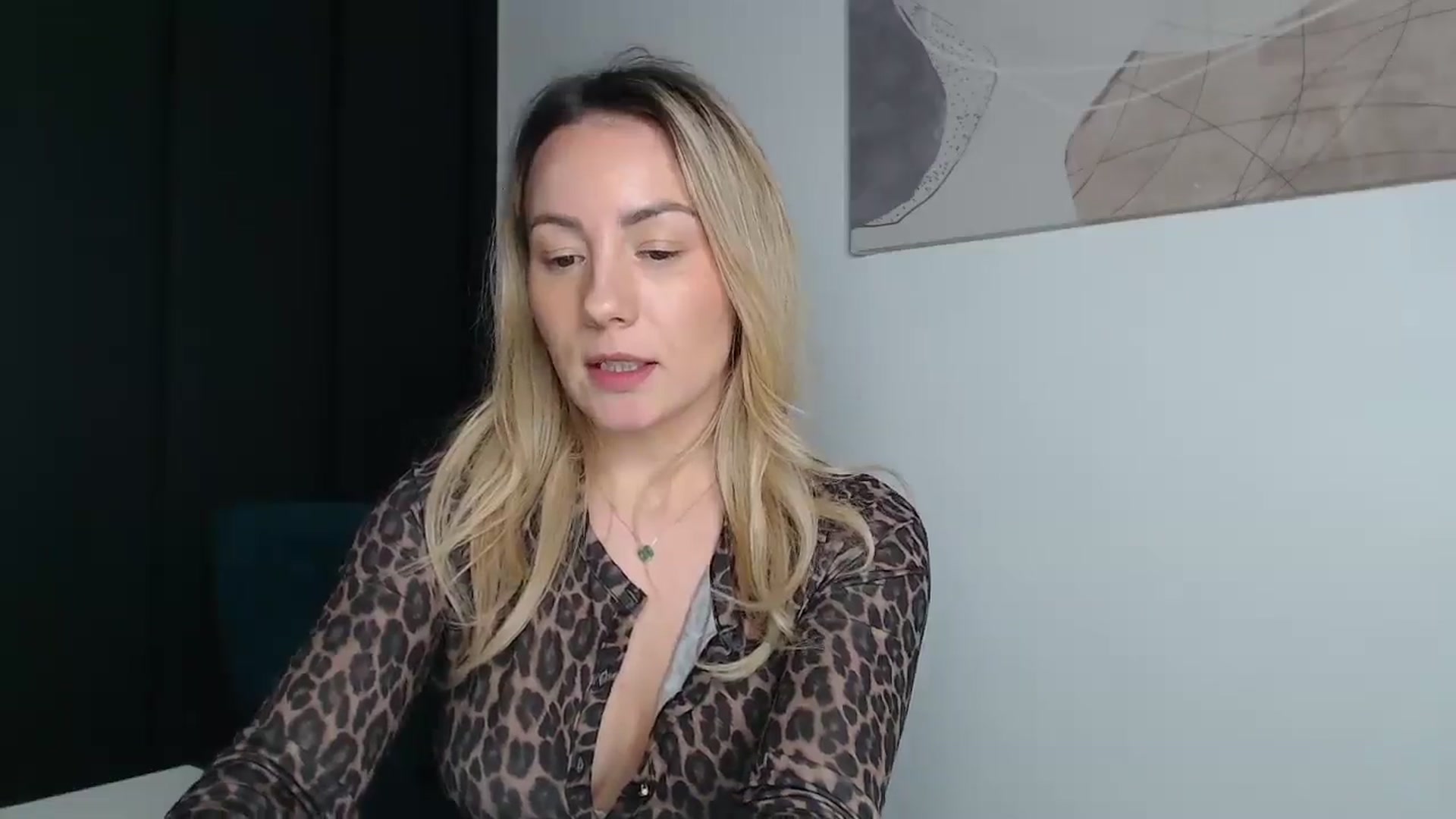 Gallery image thumbnail from Anna_E's myfreecams stream on, 10/21/2025, 21:50 image 19 of 20
