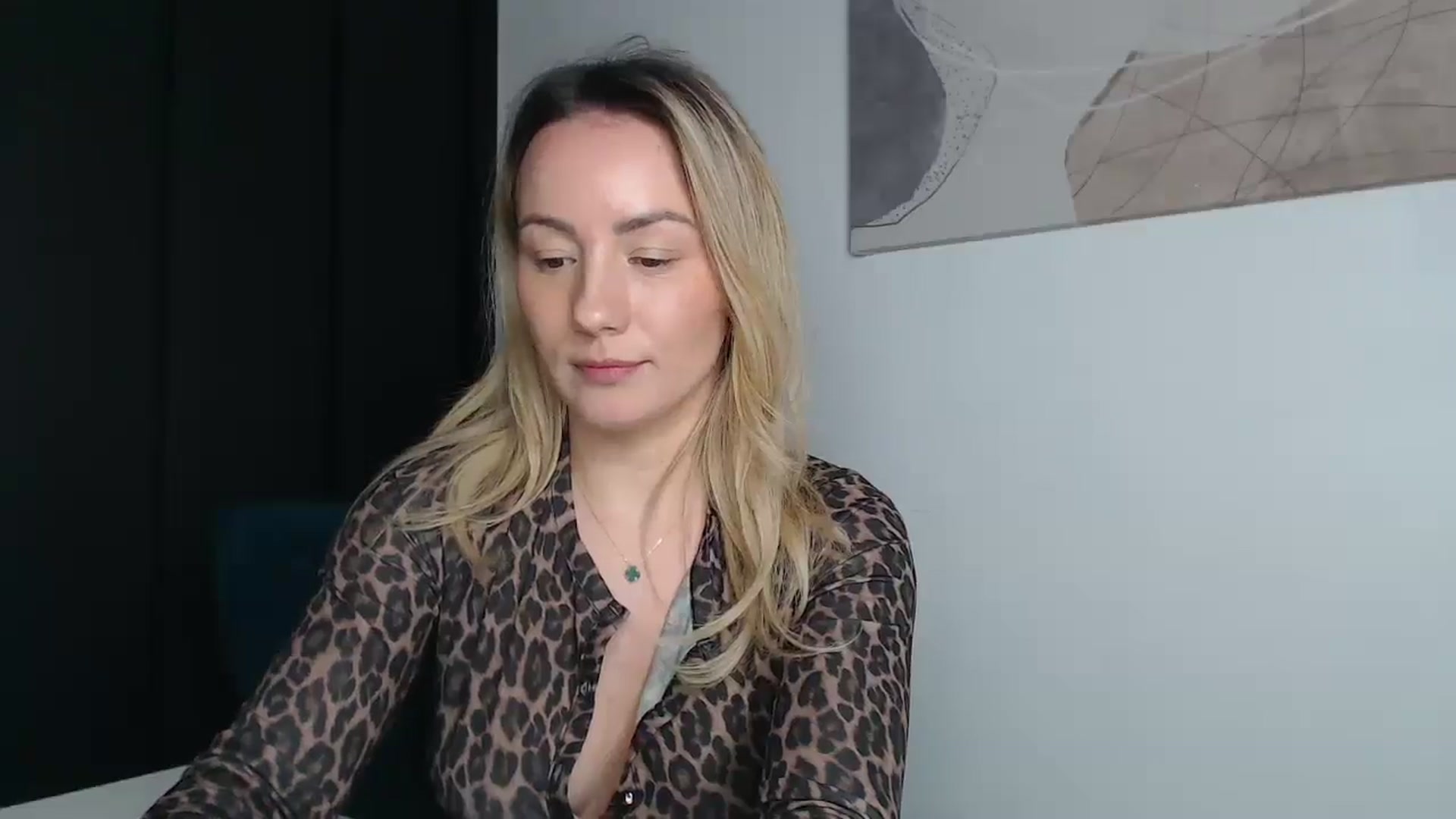 Gallery image thumbnail from Anna_E's myfreecams stream on, 10/21/2025, 21:50 image 18 of 20