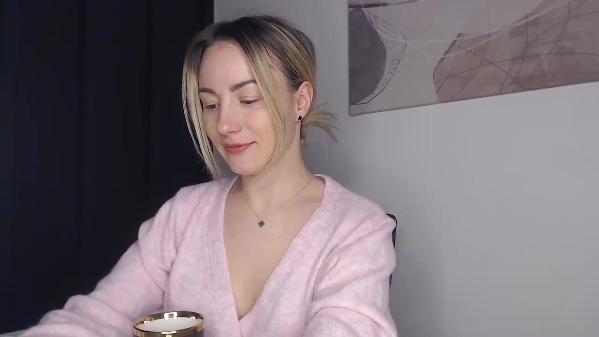 Gallery image thumbnail from Anna_E's myfreecams stream on, 10/28/2025, 18:17 image 8 of 20