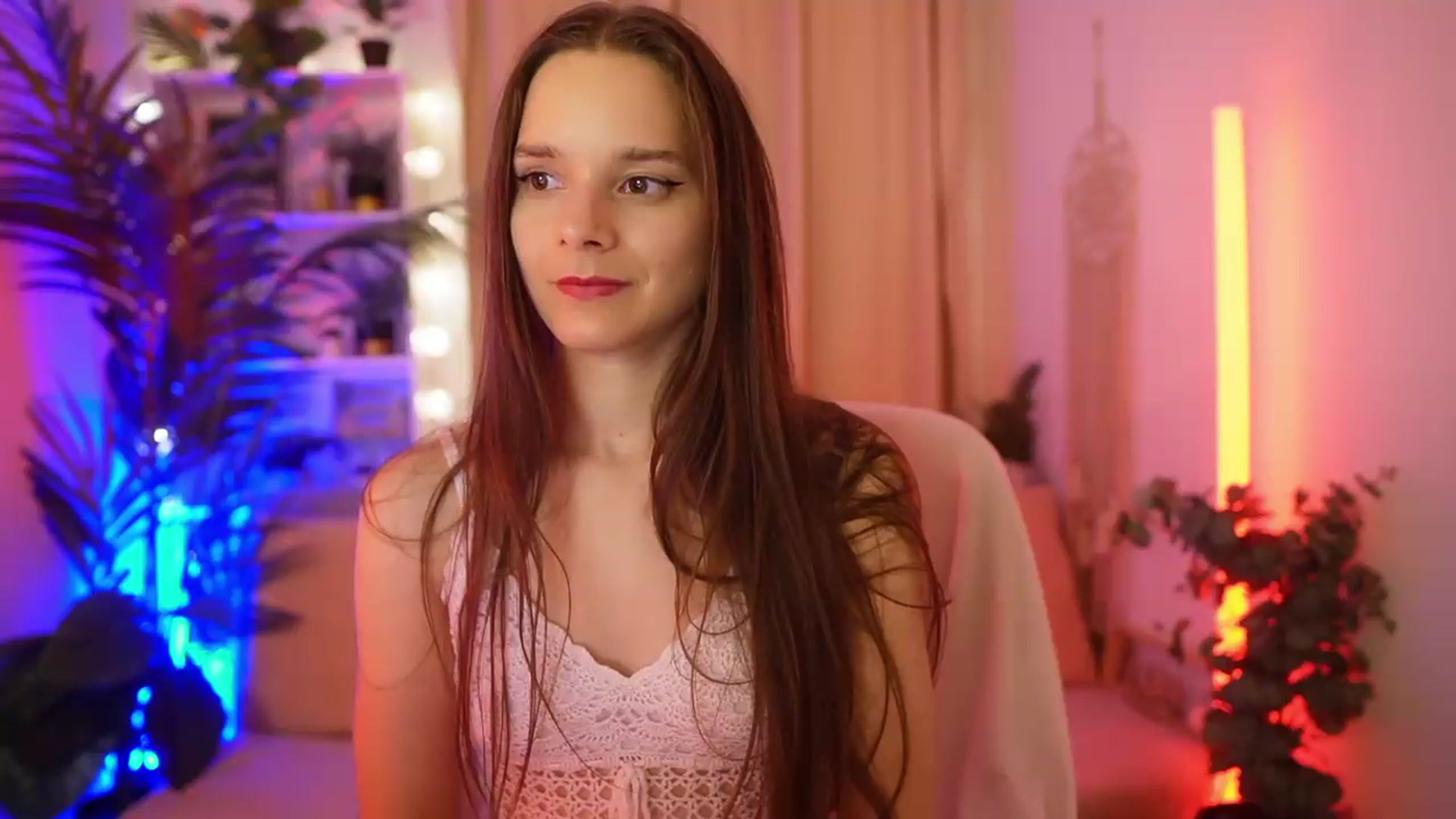 Gallery image thumbnail from Anna_Leah's myfreecams stream on, 06/28/2026, 22:58 image 19 of 20