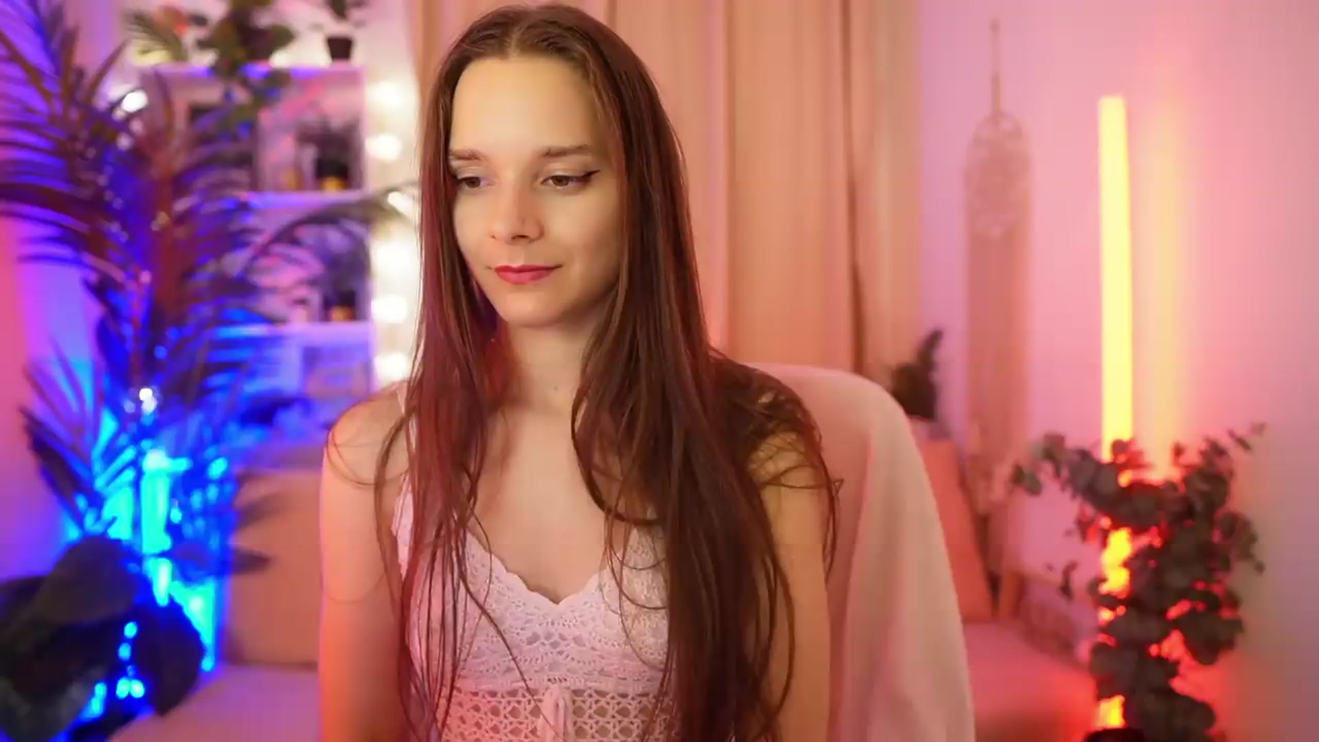 Gallery image thumbnail from Anna_Leah's myfreecams stream on, 06/28/2026, 22:58 image 18 of 20