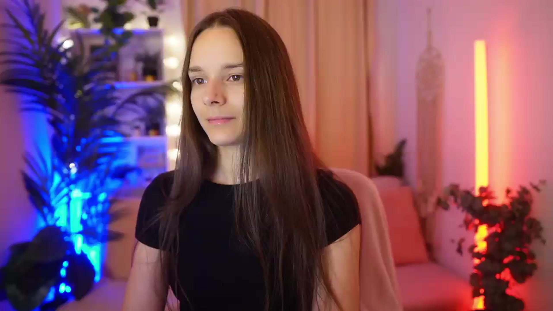 Gallery image thumbnail from Anna_Leah's myfreecams stream on, 07/01/2026, 18:48 image 6 of 20