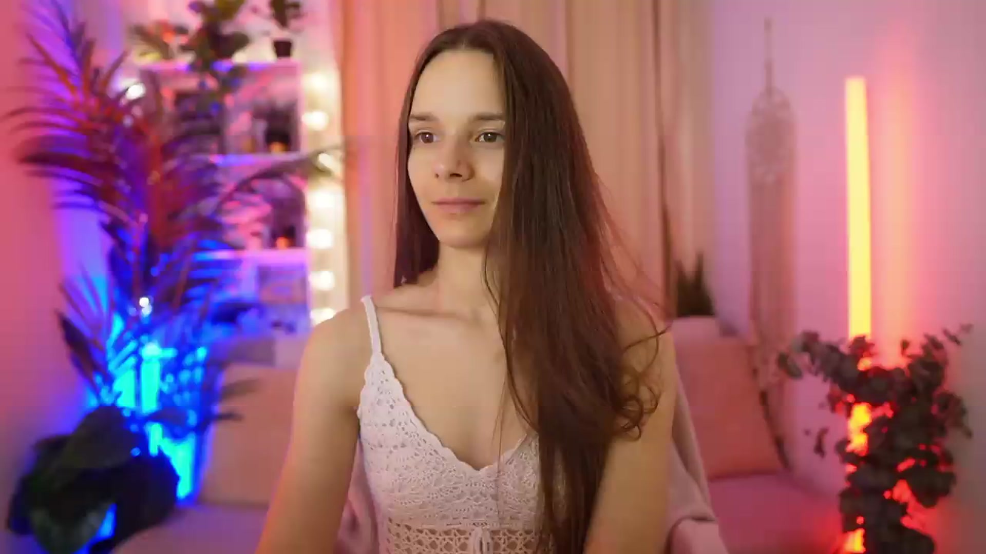 Gallery image thumbnail from Anna_Leah's myfreecams stream on, 07/02/2026, 21:01 image 18 of 20