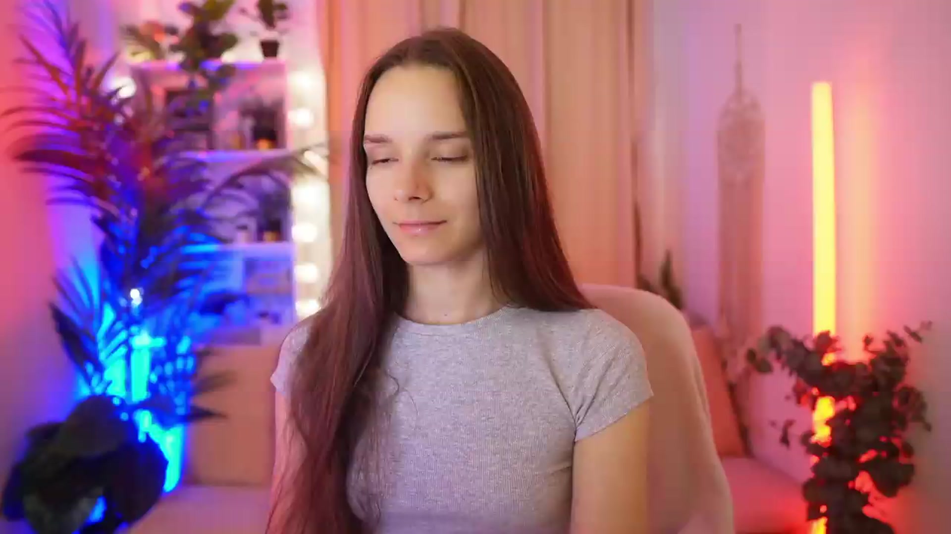 Gallery image thumbnail from Anna_Leah's myfreecams stream on, 07/03/2026, 19:01 image 4 of 20