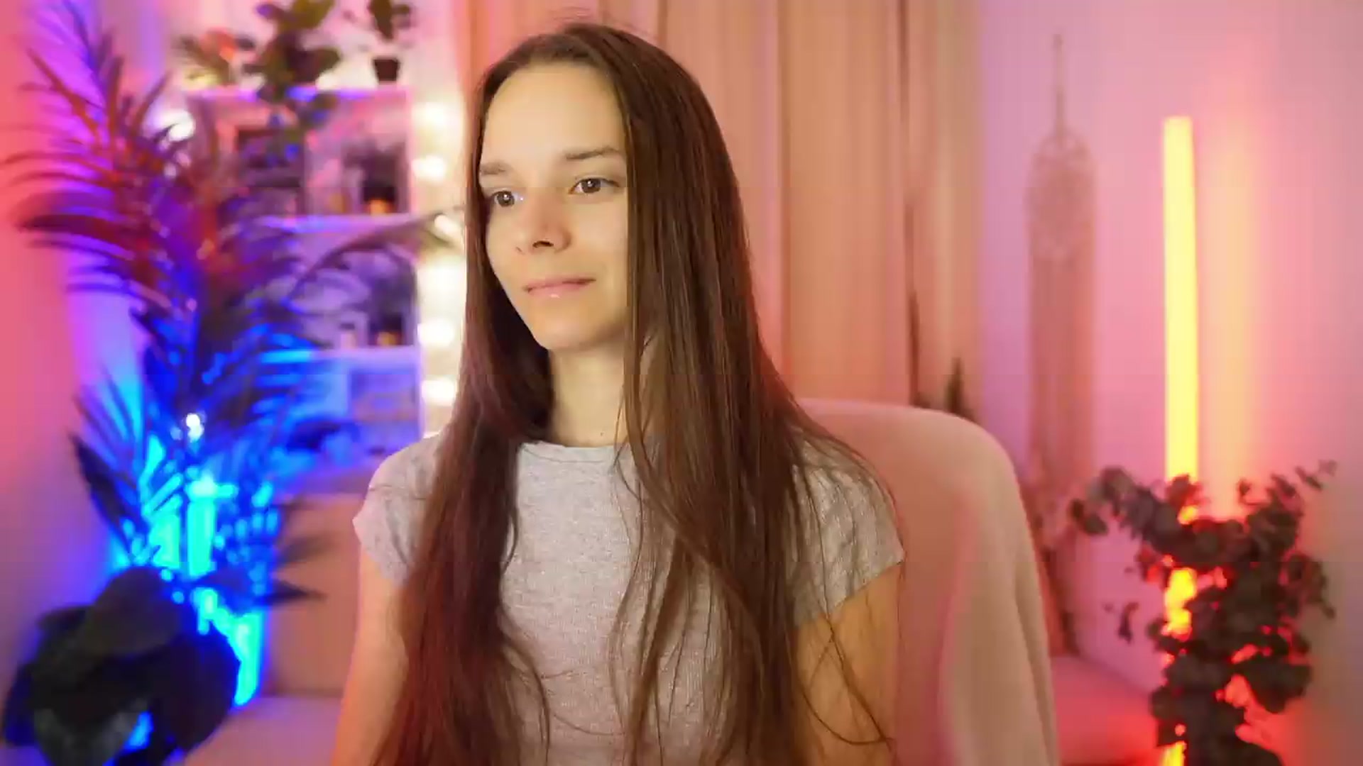 Gallery image thumbnail from Anna_Leah's myfreecams stream on, 07/03/2026, 20:01 image 18 of 20