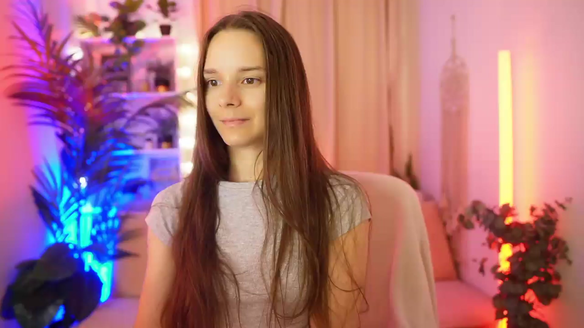 Gallery image thumbnail from Anna_Leah's myfreecams stream on, 07/03/2026, 20:01 image 17 of 20