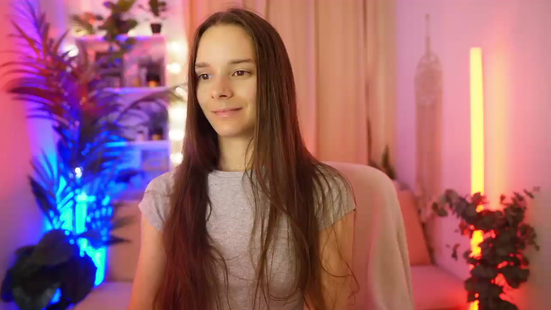 Gallery image thumbnail from Anna_Leah's myfreecams stream on, 07/03/2026, 20:01 image 16 of 20