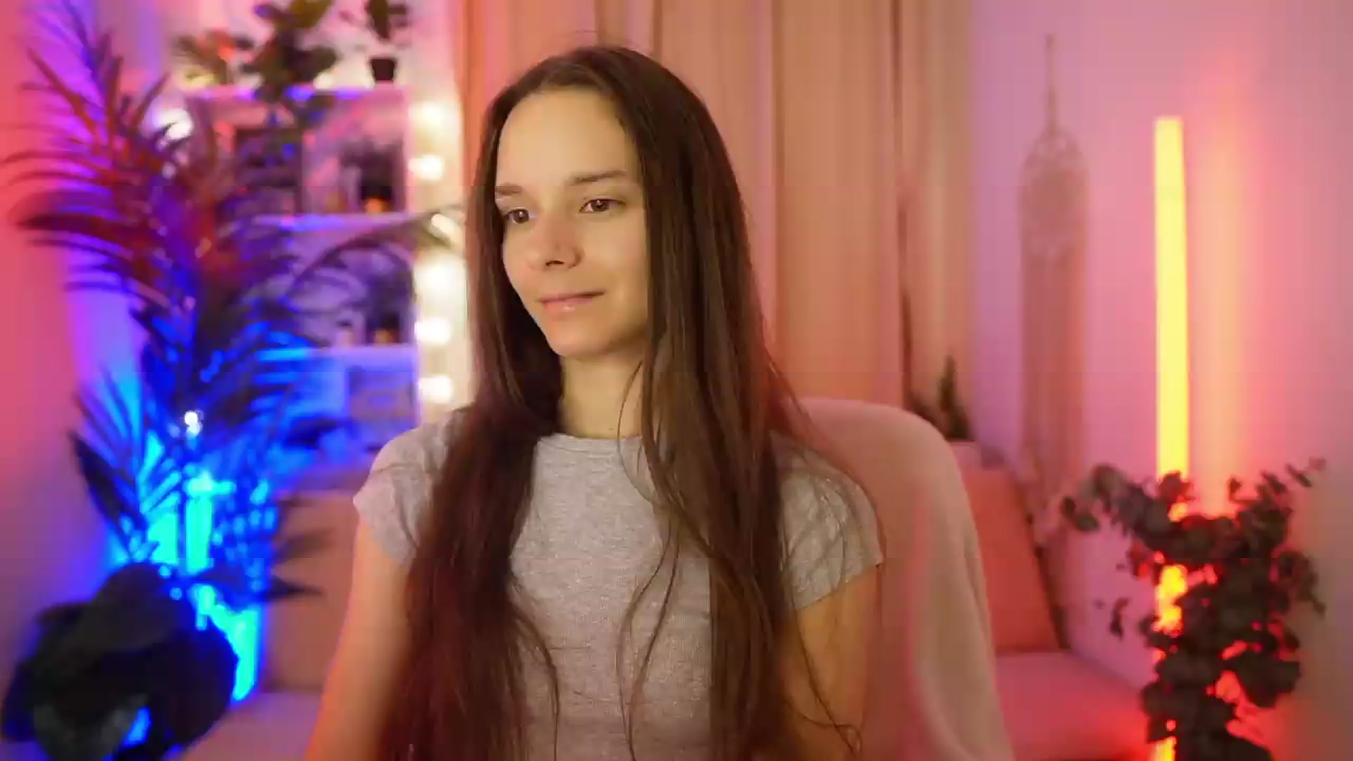 Gallery image thumbnail from Anna_Leah's myfreecams stream on, 07/03/2026, 20:01 image 19 of 20