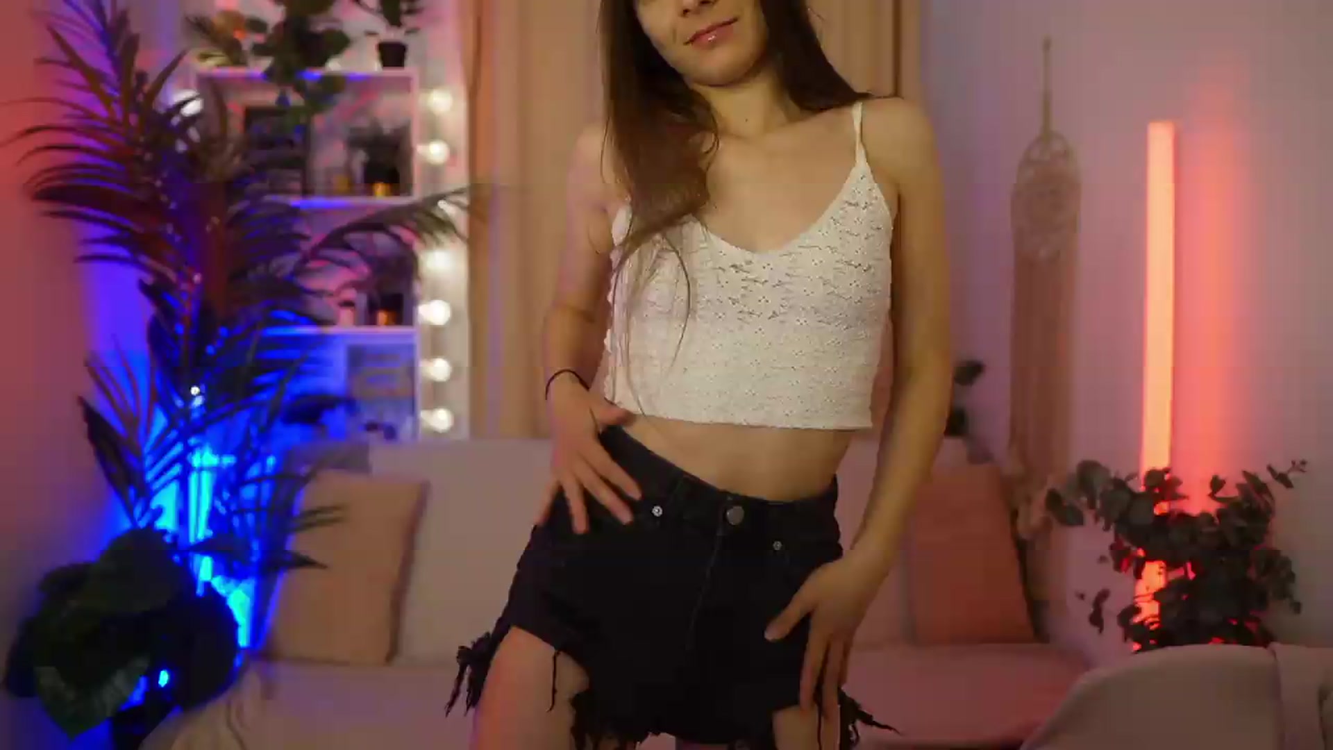 Gallery image thumbnail from Anna_Leah's myfreecams stream on, 07/05/2026, 19:33 image 2 of 20