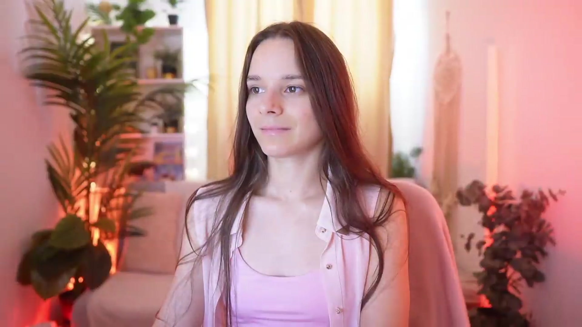 Gallery image thumbnail from Anna_Leah's myfreecams stream on, 07/12/2026, 14:43 image 12 of 20