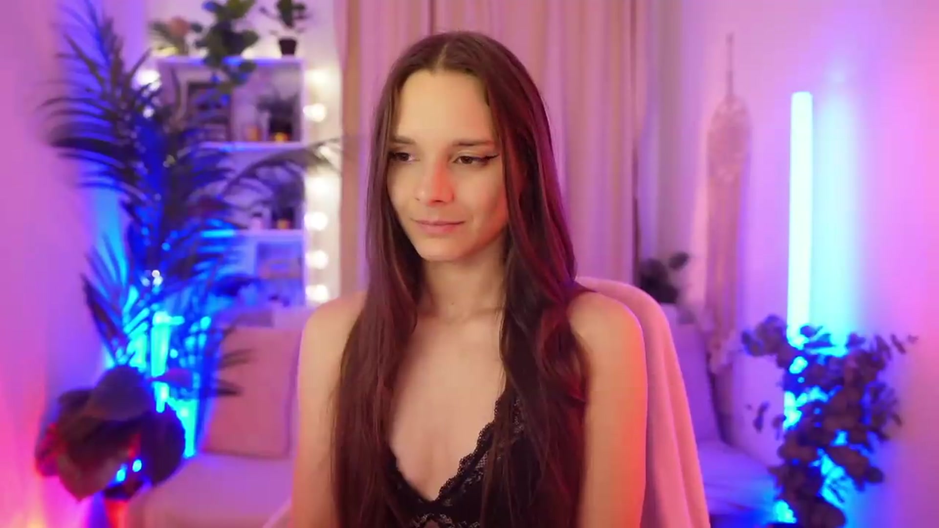 Gallery image thumbnail from Anna_Leah's myfreecams stream on, 07/12/2026, 22:28 image 6 of 20