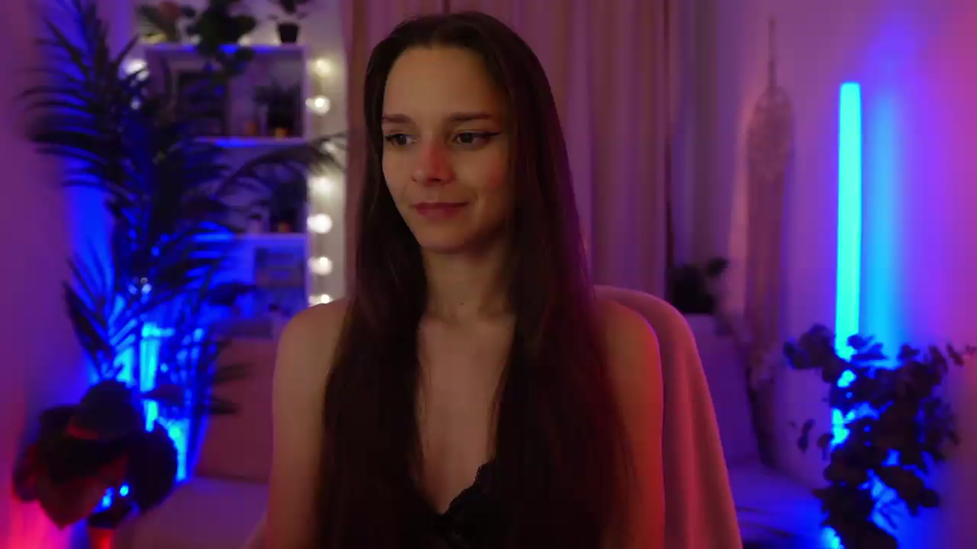 Gallery image thumbnail from Anna_Leah's myfreecams stream on, 07/12/2026, 22:28 image 1 of 20