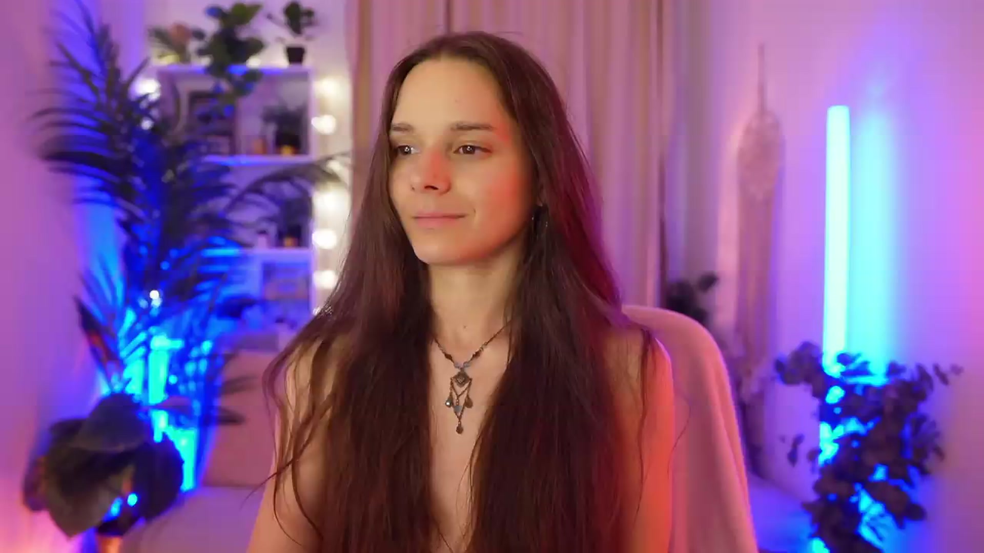 Gallery image thumbnail from Anna_Leah's myfreecams stream on, 07/15/2026, 22:52 image 18 of 20