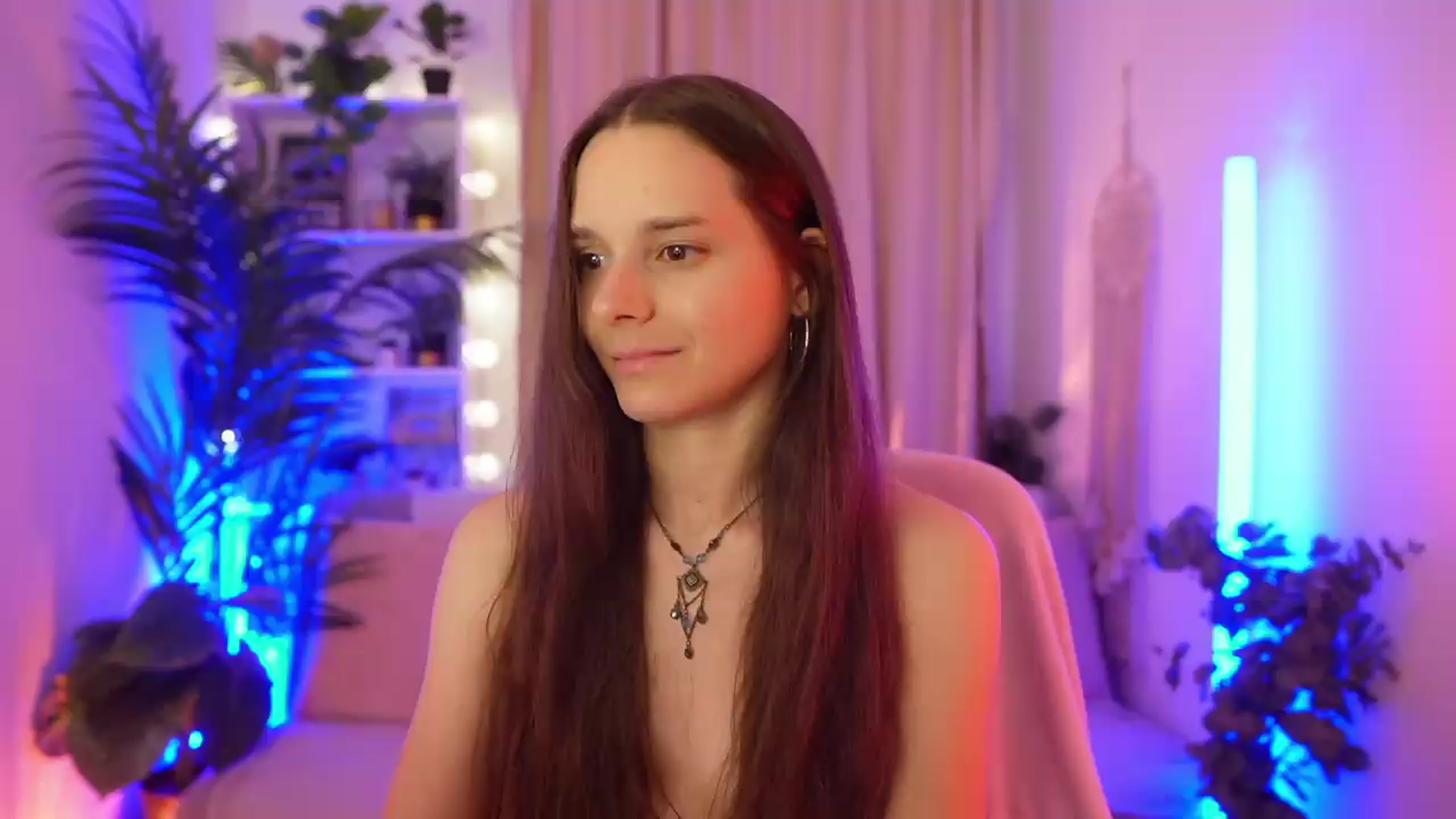 Gallery image thumbnail from Anna_Leah's myfreecams stream on, 07/15/2026, 22:52 image 20 of 20