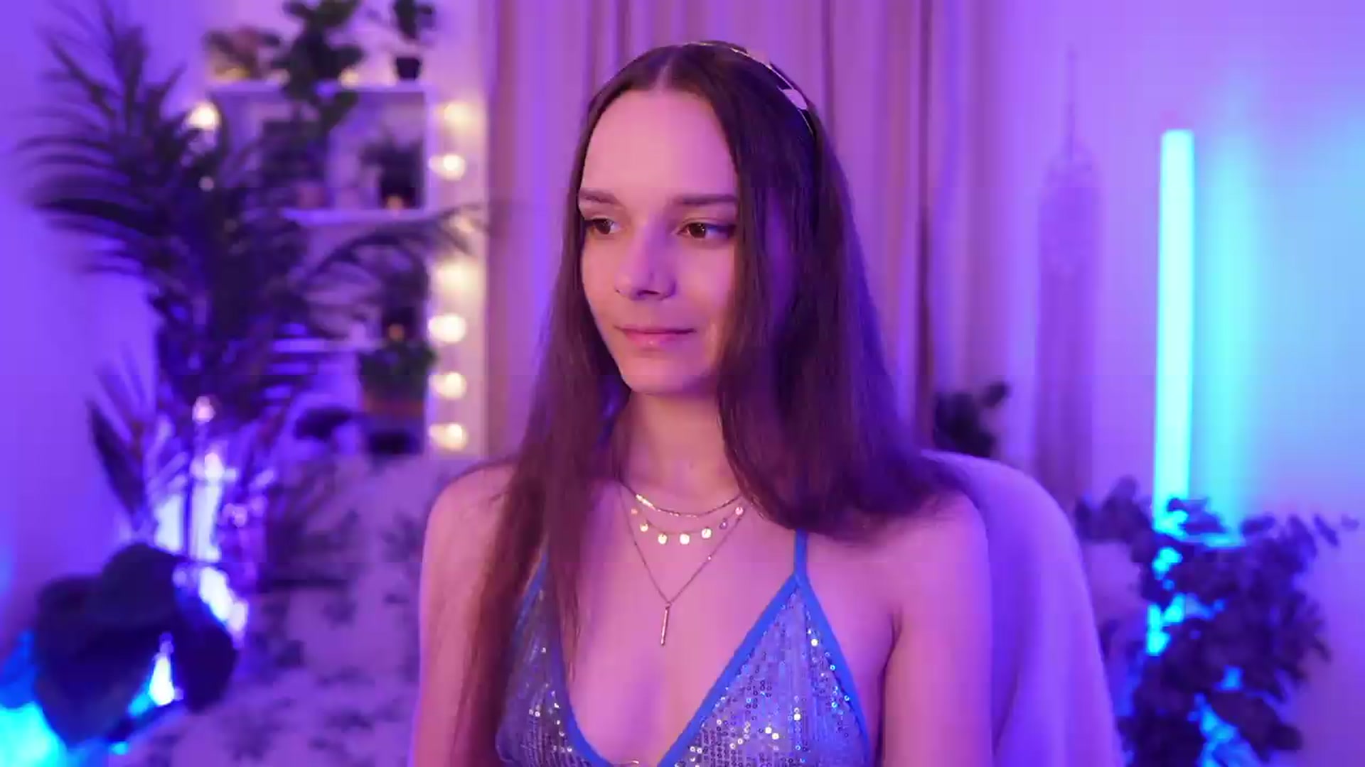 Gallery image thumbnail from Anna_Leah's myfreecams stream on, 07/17/2026, 20:57 image 3 of 20