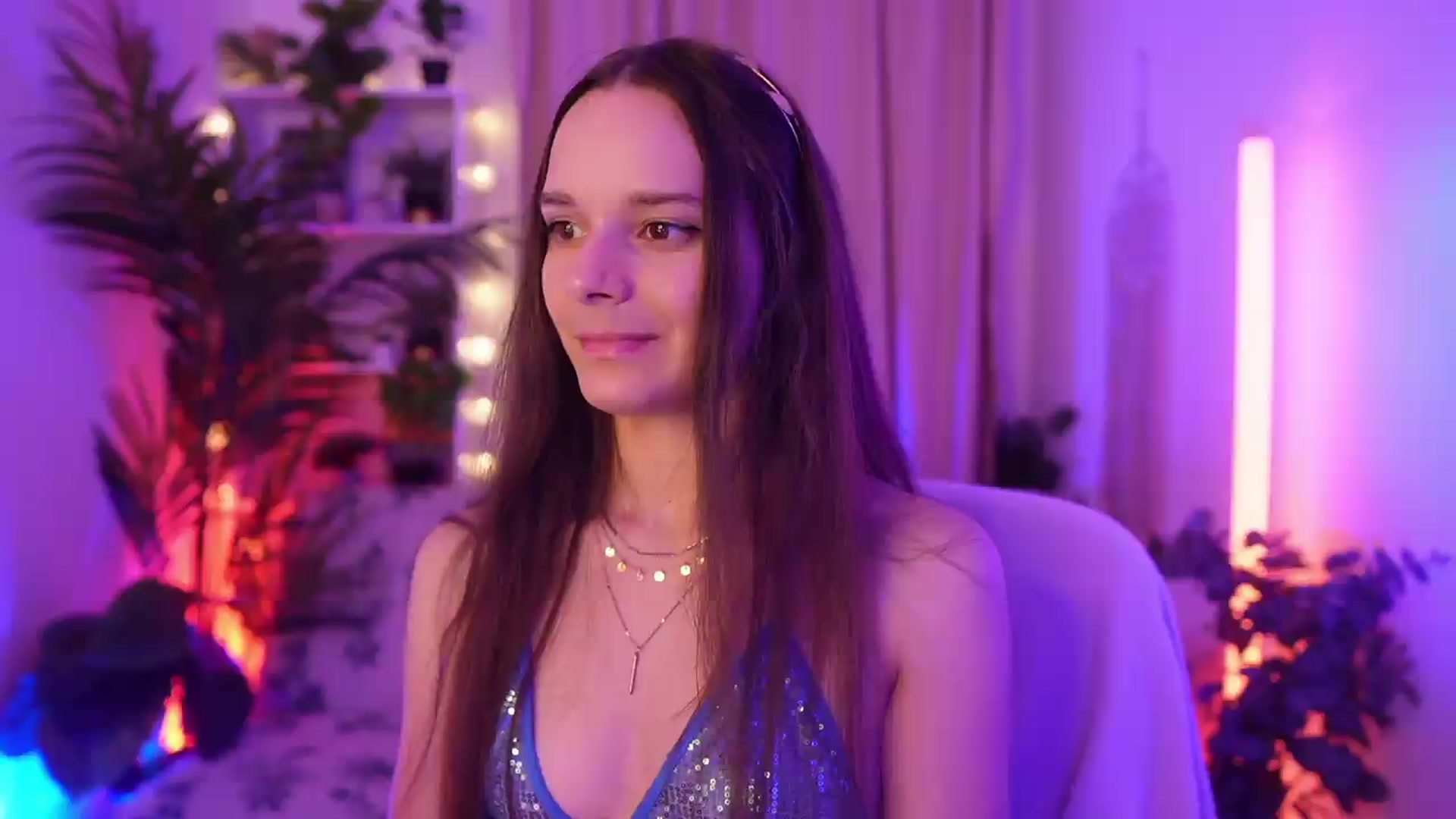 Gallery image thumbnail from Anna_Leah's myfreecams stream on, 07/17/2026, 20:57 image 12 of 20