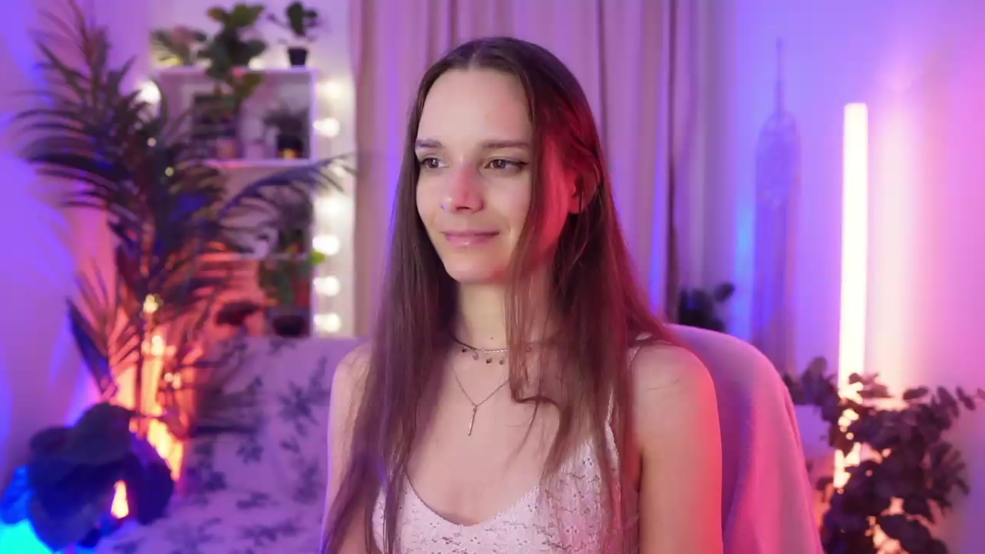 Gallery image thumbnail from Anna_Leah's myfreecams stream on, 07/18/2026, 24:02 image 17 of 20
