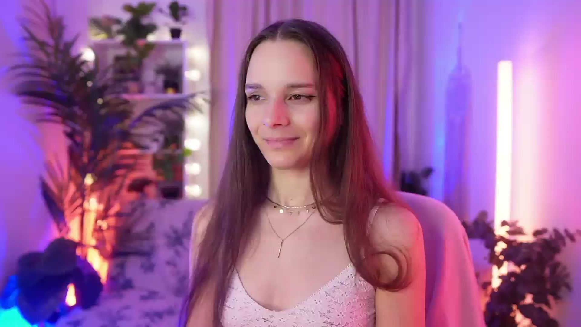 Gallery image thumbnail from Anna_Leah's myfreecams stream on, 07/18/2026, 24:02 image 16 of 20