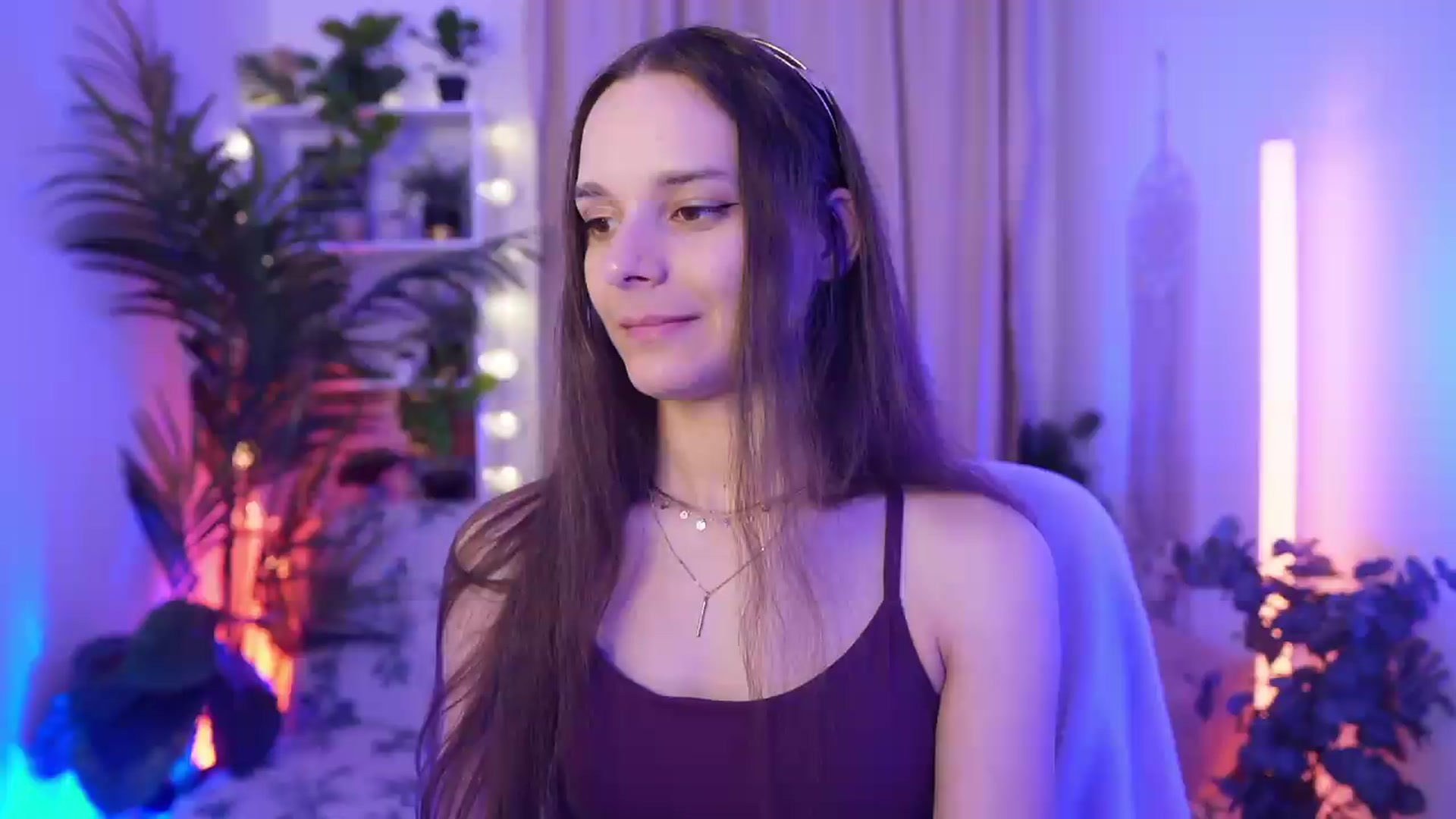 Gallery image thumbnail from Anna_Leah's myfreecams stream on, 07/18/2026, 24:02 image 2 of 20