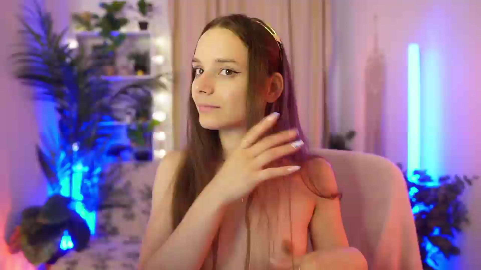Gallery image thumbnail from Anna_Leah's myfreecams stream on, 07/18/2026, 03:19 image 12 of 20