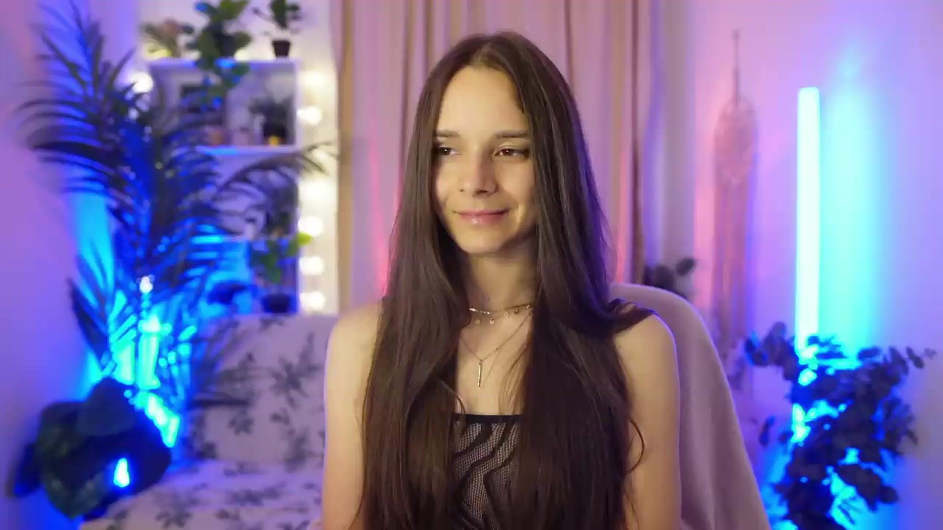 Gallery image thumbnail from Anna_Leah's myfreecams stream on, 07/18/2026, 21:04 image 12 of 20