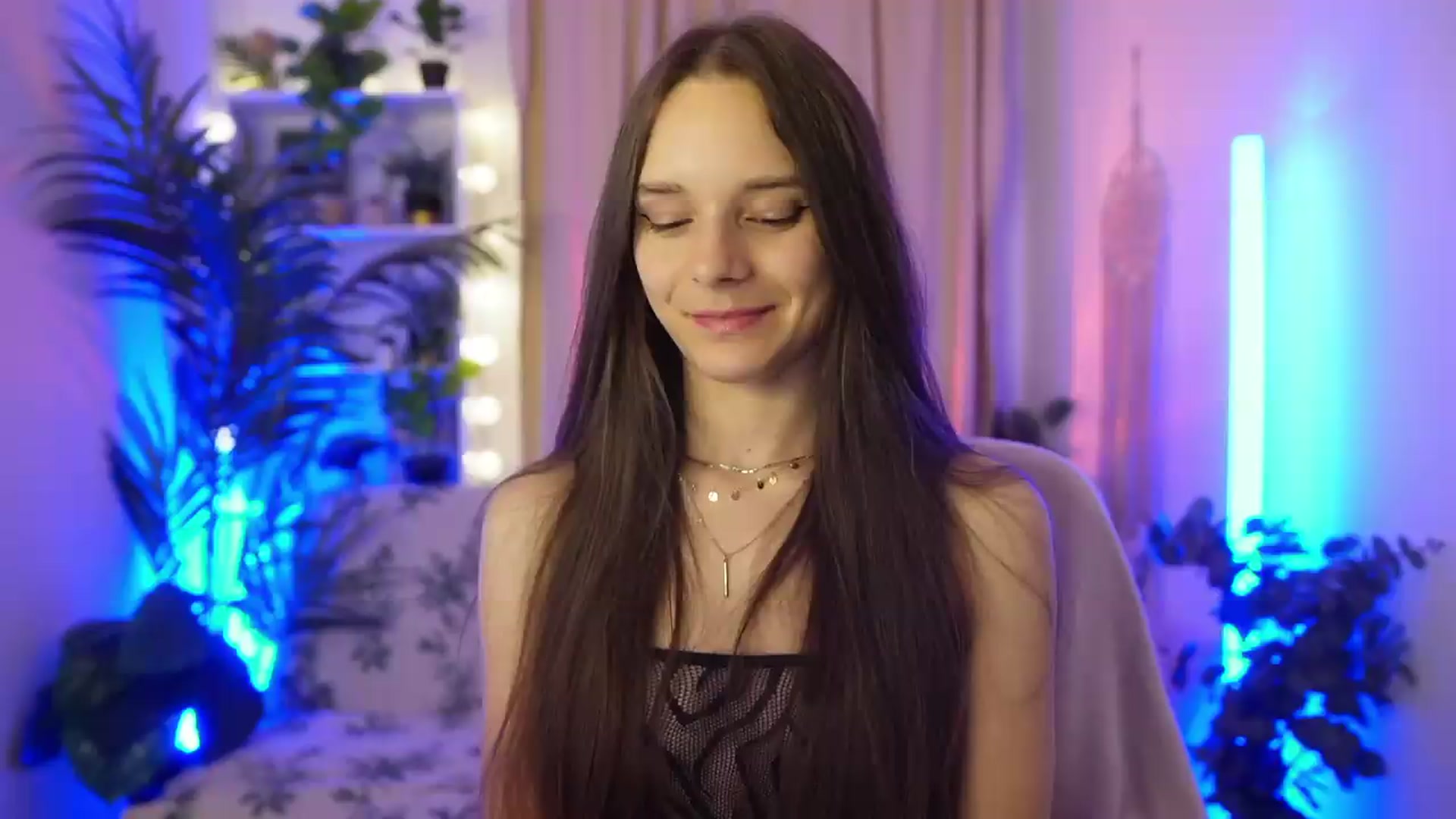 Gallery image thumbnail from Anna_Leah's myfreecams stream on, 07/18/2026, 21:04 image 7 of 20