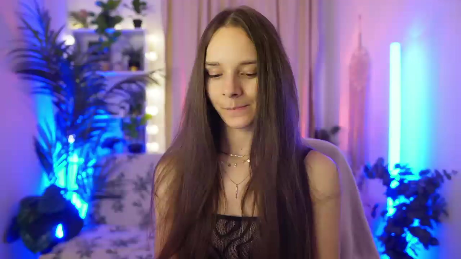 Gallery image thumbnail from Anna_Leah's myfreecams stream on, 07/18/2026, 21:04 image 3 of 20