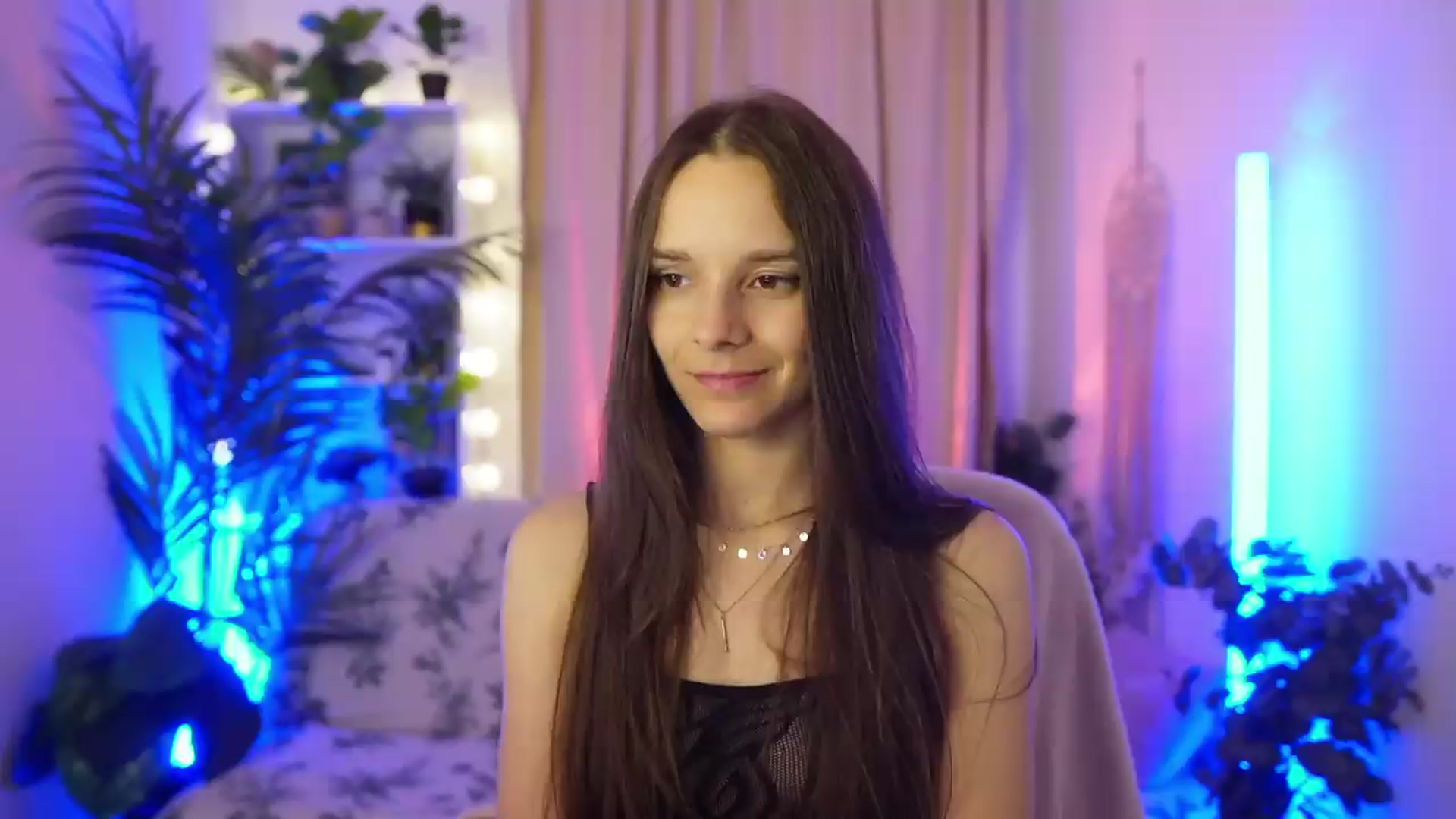 Gallery image thumbnail from Anna_Leah's myfreecams stream on, 07/18/2026, 22:48 image 18 of 20