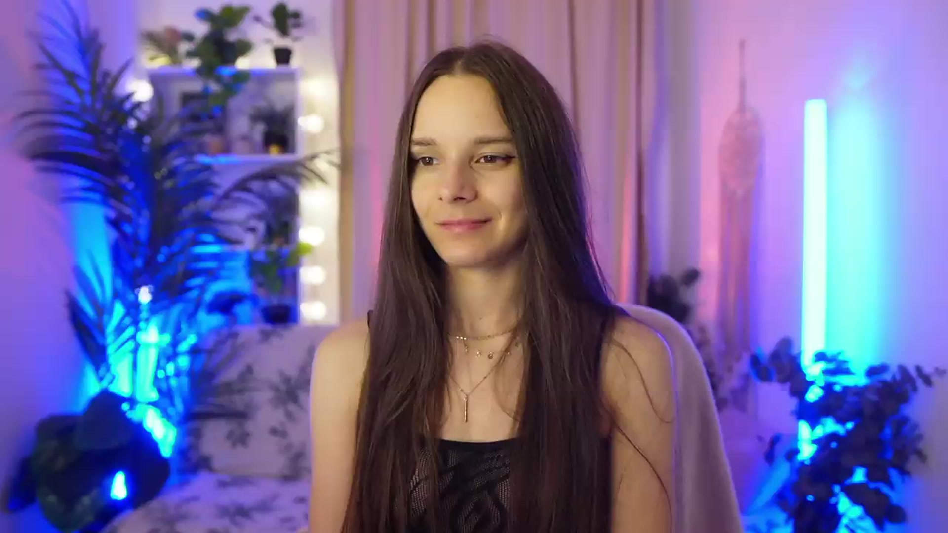 Gallery image thumbnail from Anna_Leah's myfreecams stream on, 07/18/2026, 22:48 image 5 of 20