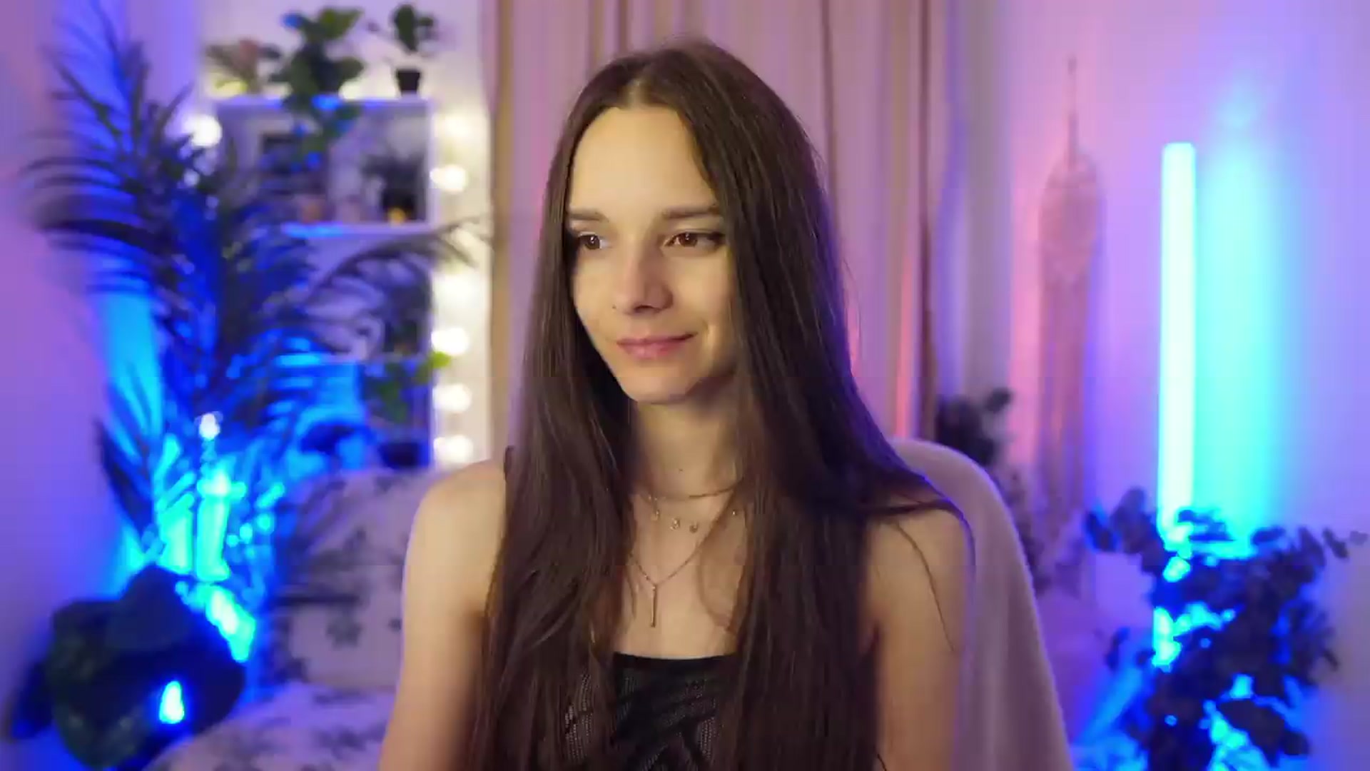 Gallery image thumbnail from Anna_Leah's myfreecams stream on, 07/18/2026, 22:48 image 6 of 20