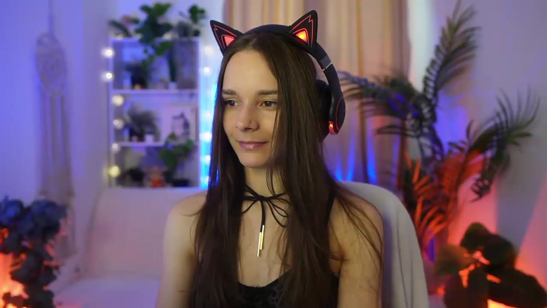 Gallery image thumbnail from Anna_Leah's myfreecams stream on, 07/26/2026, 15:58 image 9 of 20