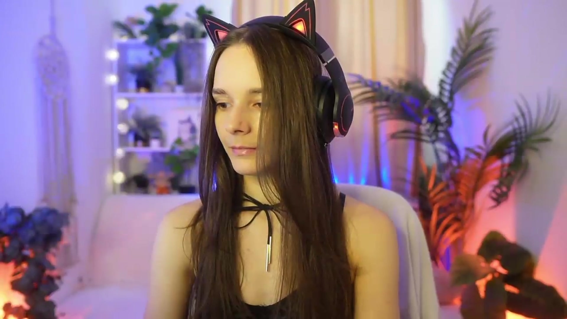 Gallery image thumbnail from Anna_Leah's myfreecams stream on, 07/26/2026, 15:58 image 2 of 20