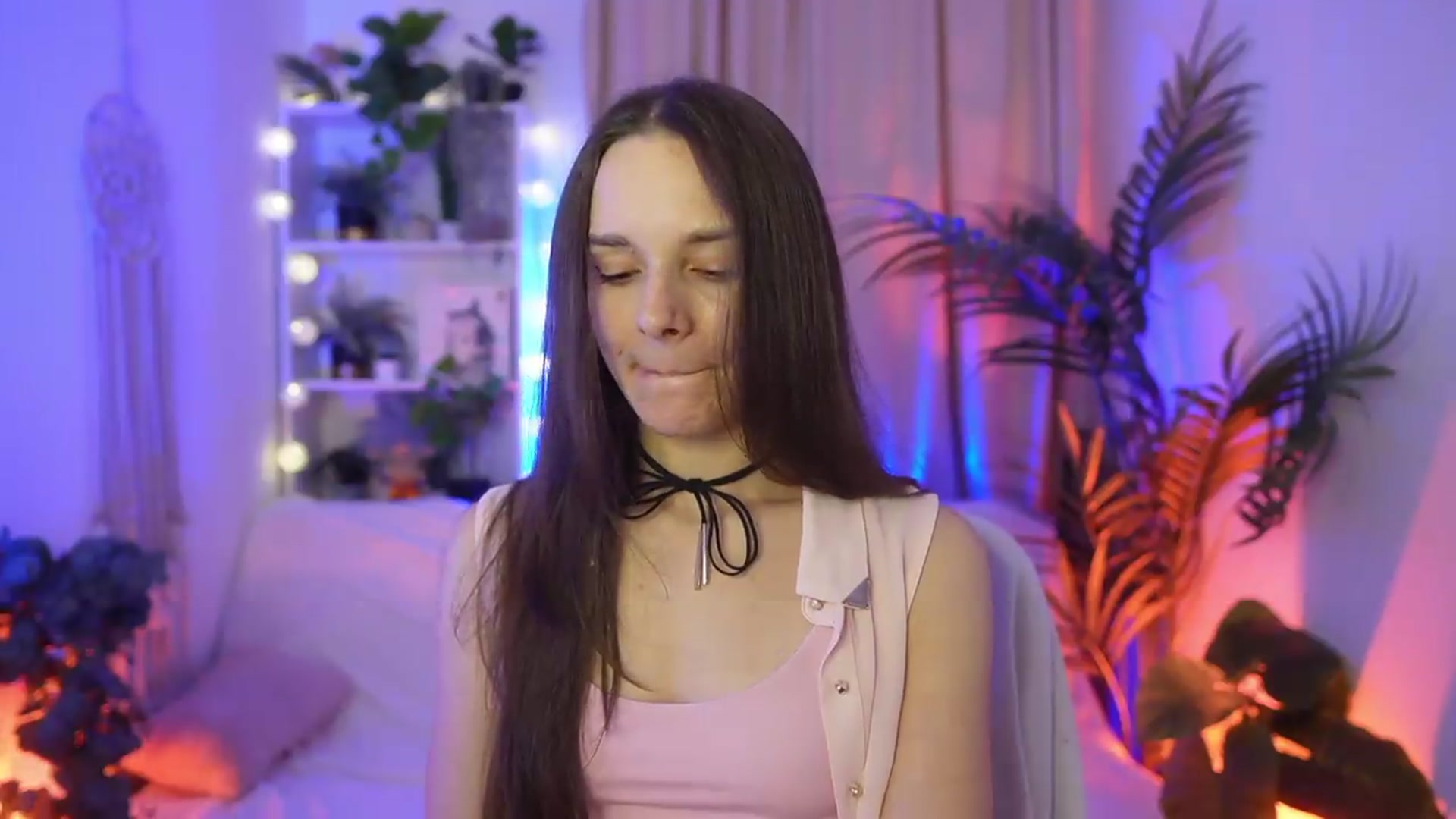 Gallery image thumbnail from Anna_Leah's myfreecams stream on, 07/26/2026, 22:56 image 2 of 20