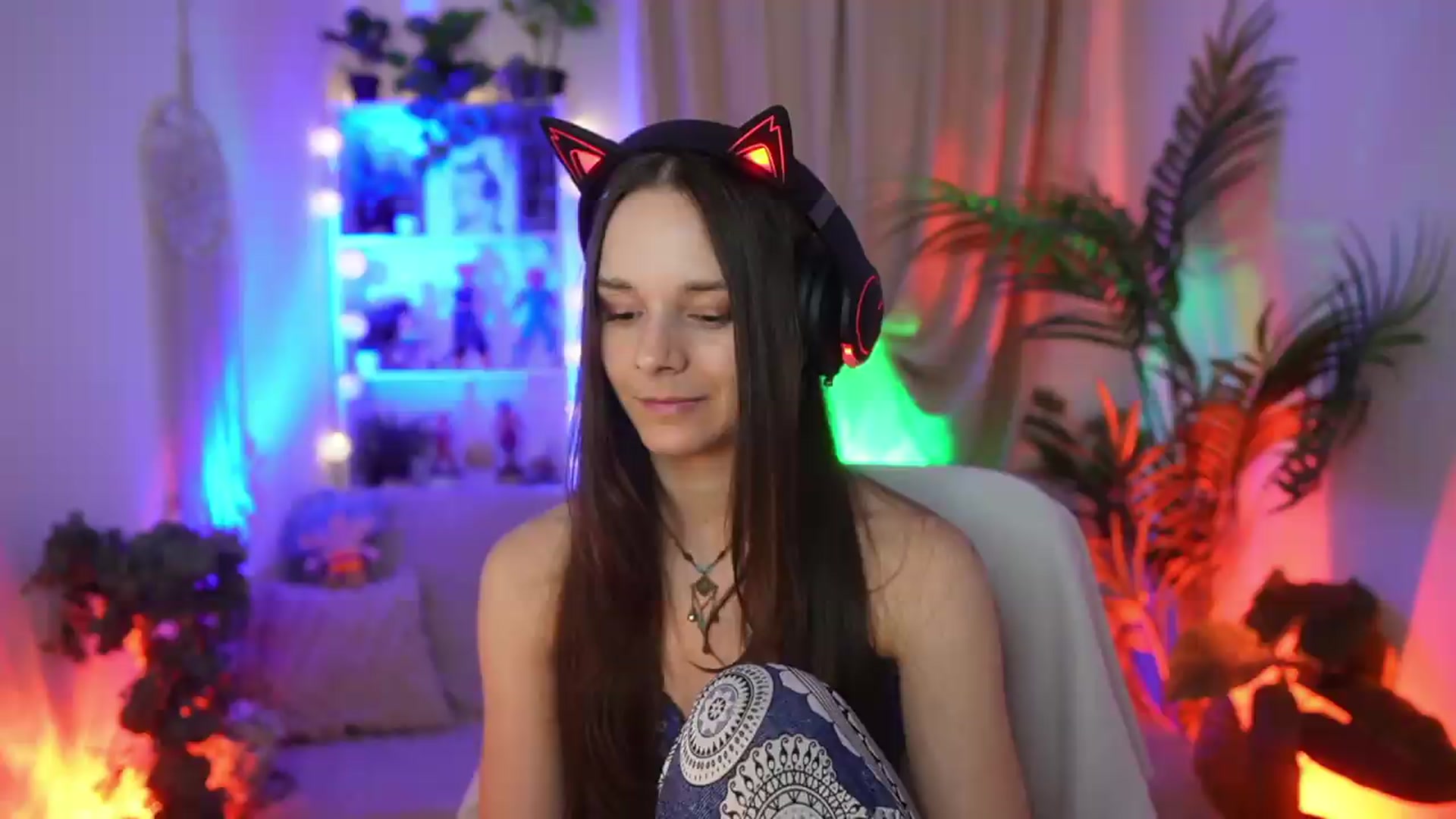 Gallery image thumbnail from Anna_Leah's myfreecams stream on, 07/28/2026, 20:36 image 13 of 20