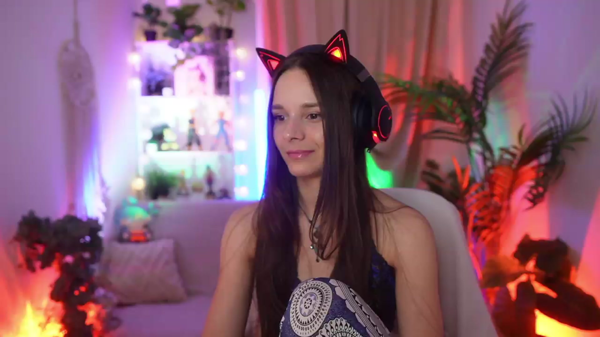 Gallery image thumbnail from Anna_Leah's myfreecams stream on, 07/28/2026, 20:36 image 8 of 20